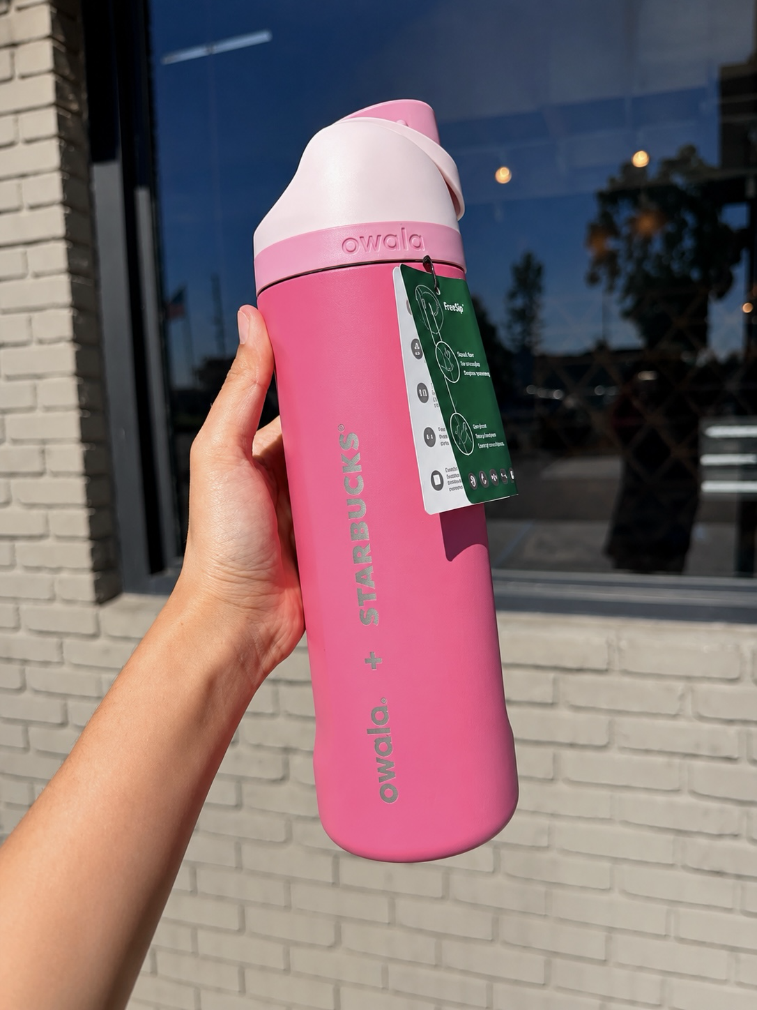 <美國搶先發售> Owala x STARBUCKS 星巴克聯名 FreeSip 24oz 三色