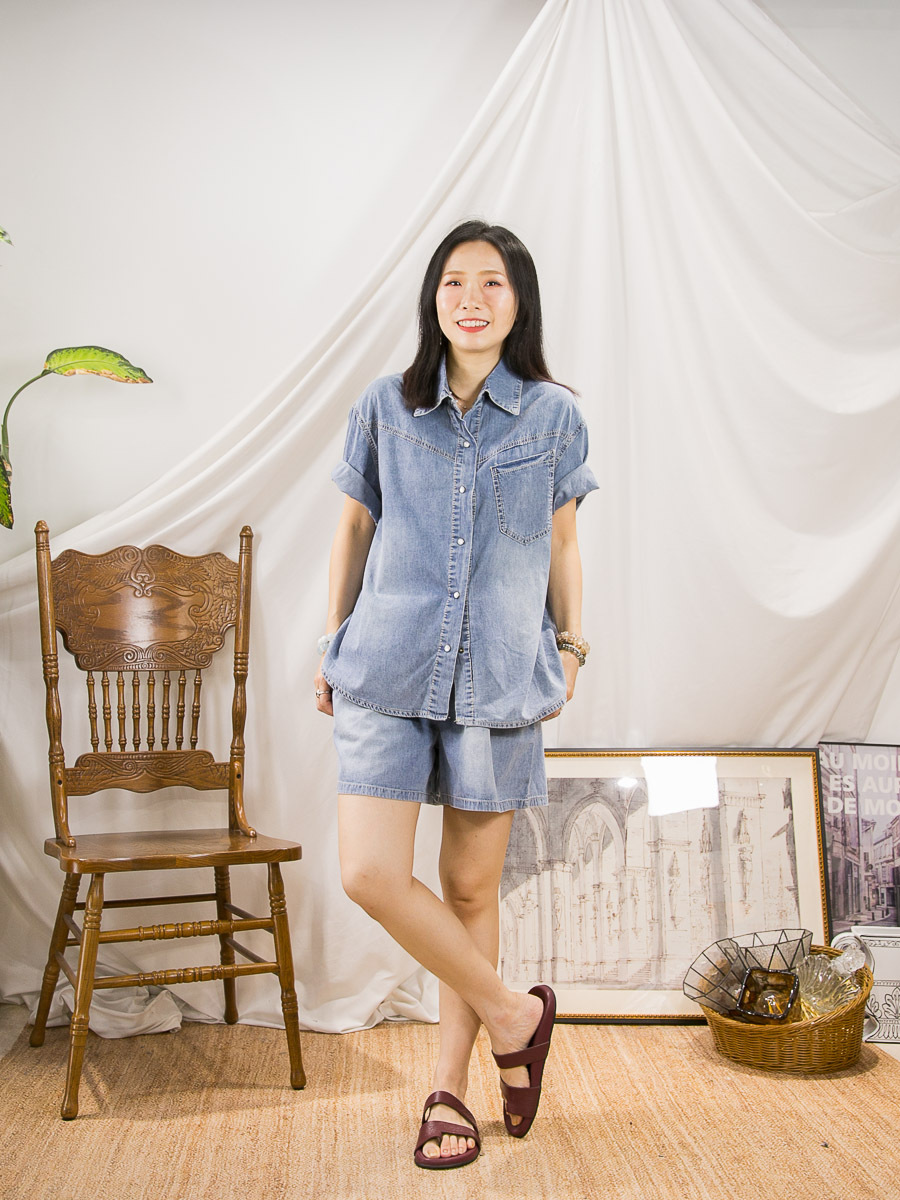 【SUMMER SALE 】全開胸啪鈕．薄牛仔料TOP ＋ 橡根腰．薄牛仔料短褲 (有袋) (SET)【不設退換】