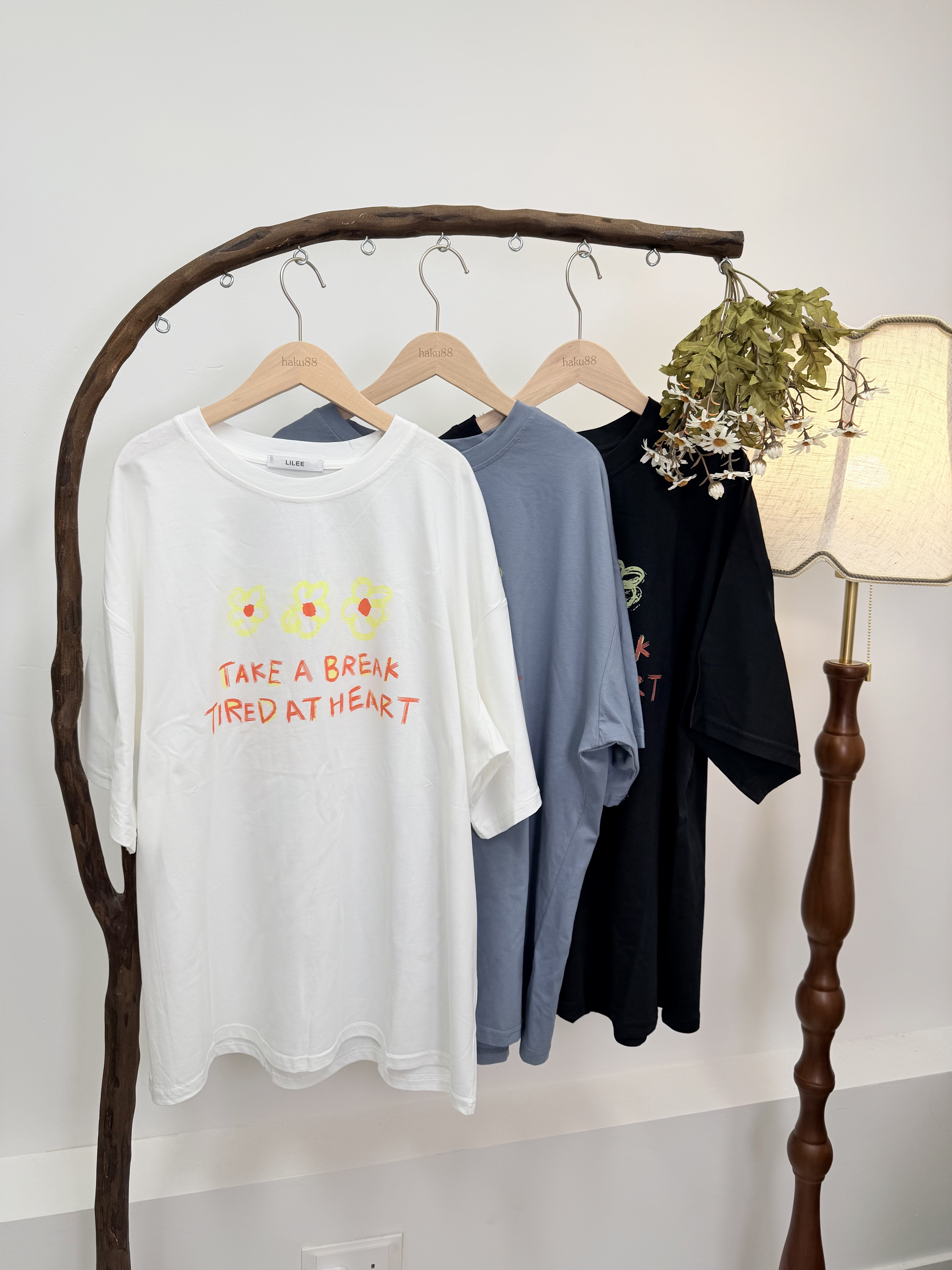 五分袖線條花花休閒寛鬆Tee🌼