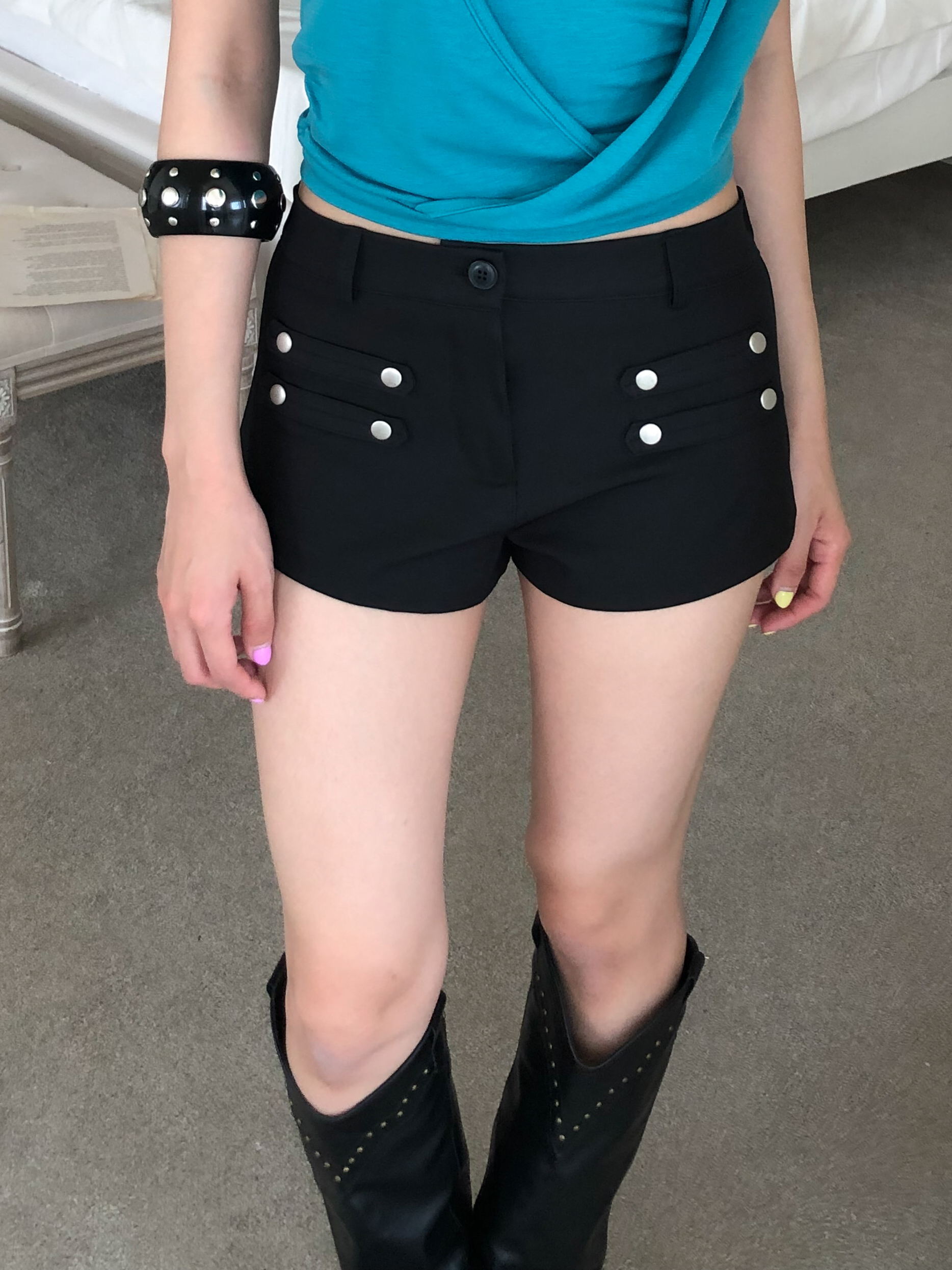 adjuster tab shorts #短褲
