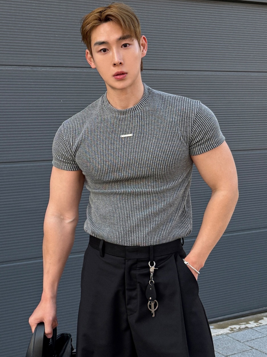 Tencel ribbed slim-fit short-sleeved T-shirt