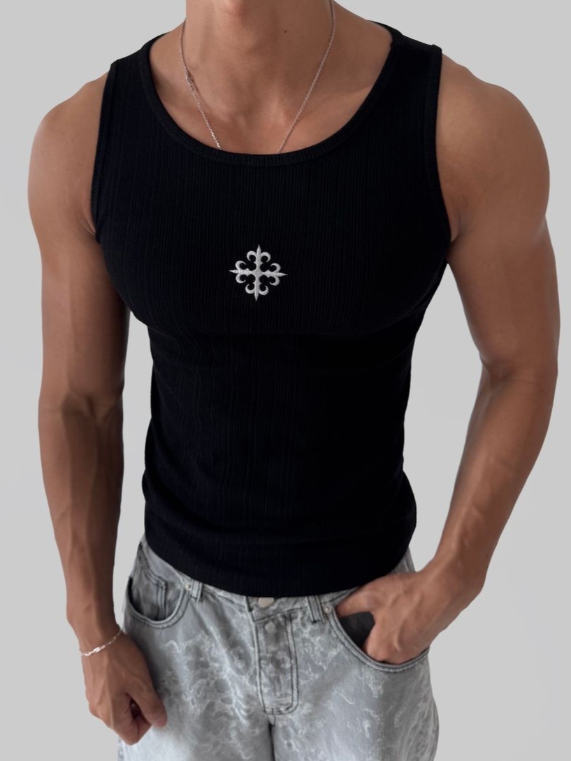 Tree-shaped embroidered ribbed vest