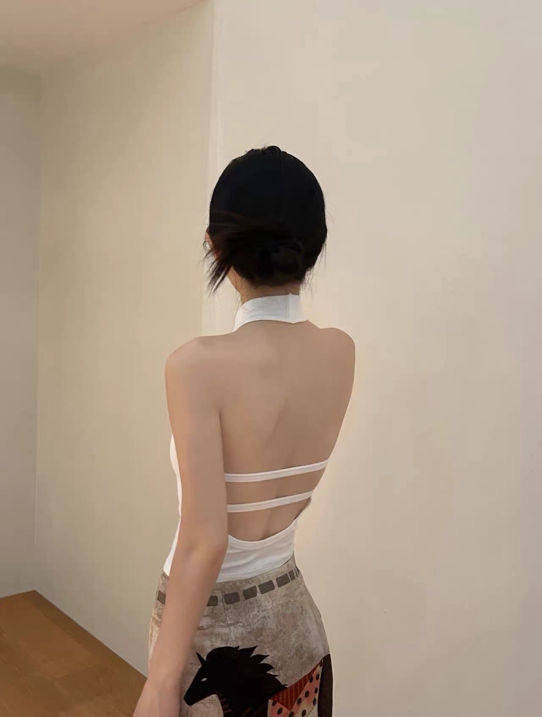 IA972-掛脖高領罩杯背心