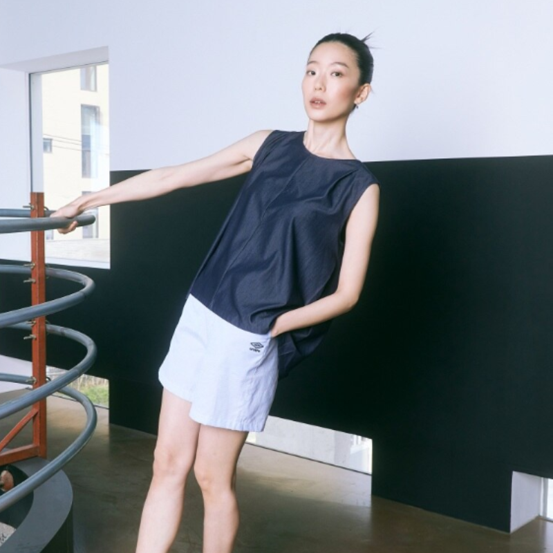 【代購】UMBRO Women's Silky Denim Sleeveless Top 女款絲滑丹寧無袖上衣 牛仔背心 夏季休閒穿搭