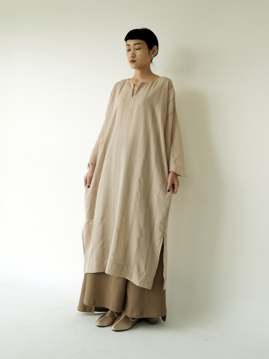川衣 WEAR BEING｜連肩翅膀袖型洋裝