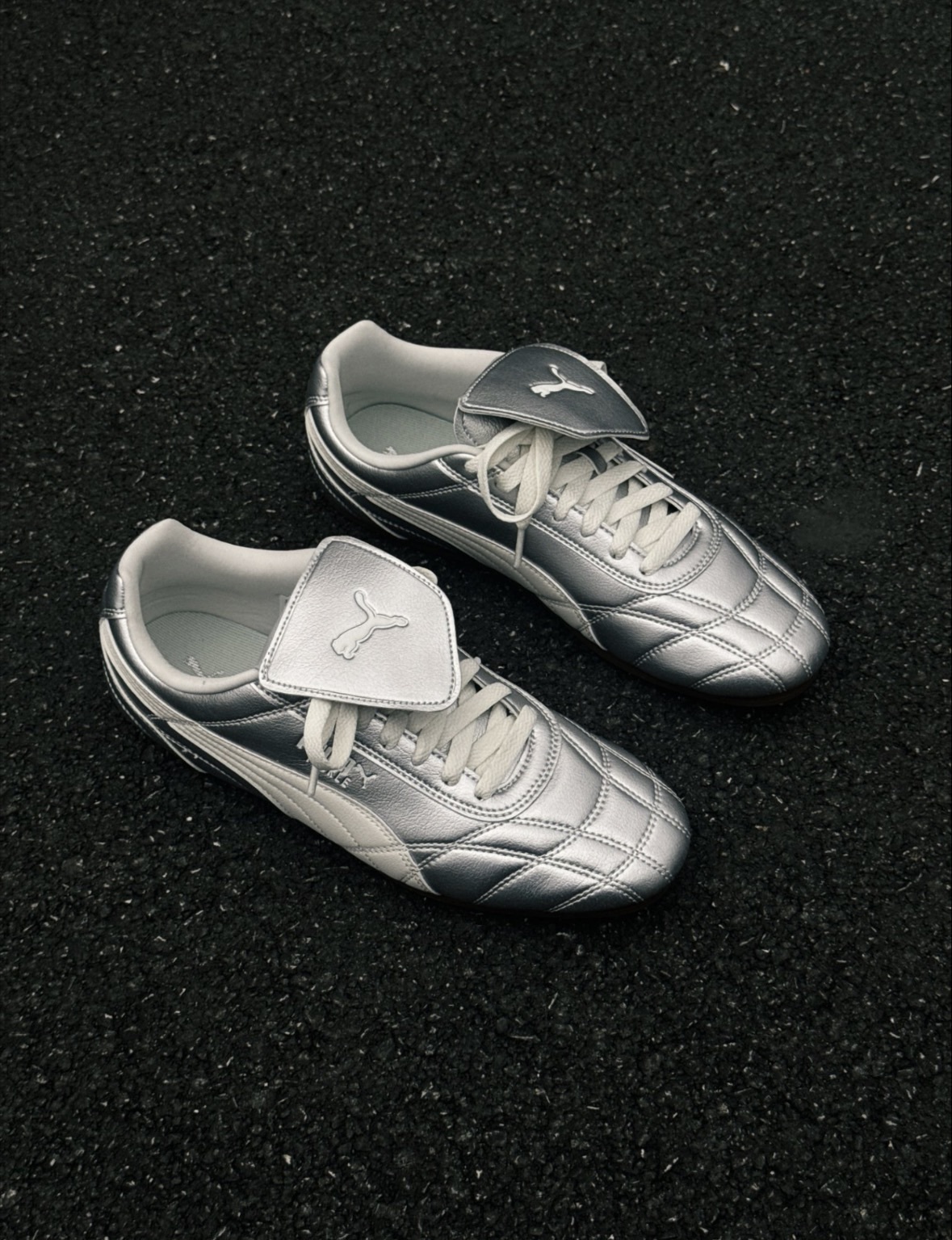 PUMA Tackle 復古皮質撞色 圓頭薄底 獨特鞋舌設計  銀白色  男女同款   409116-01