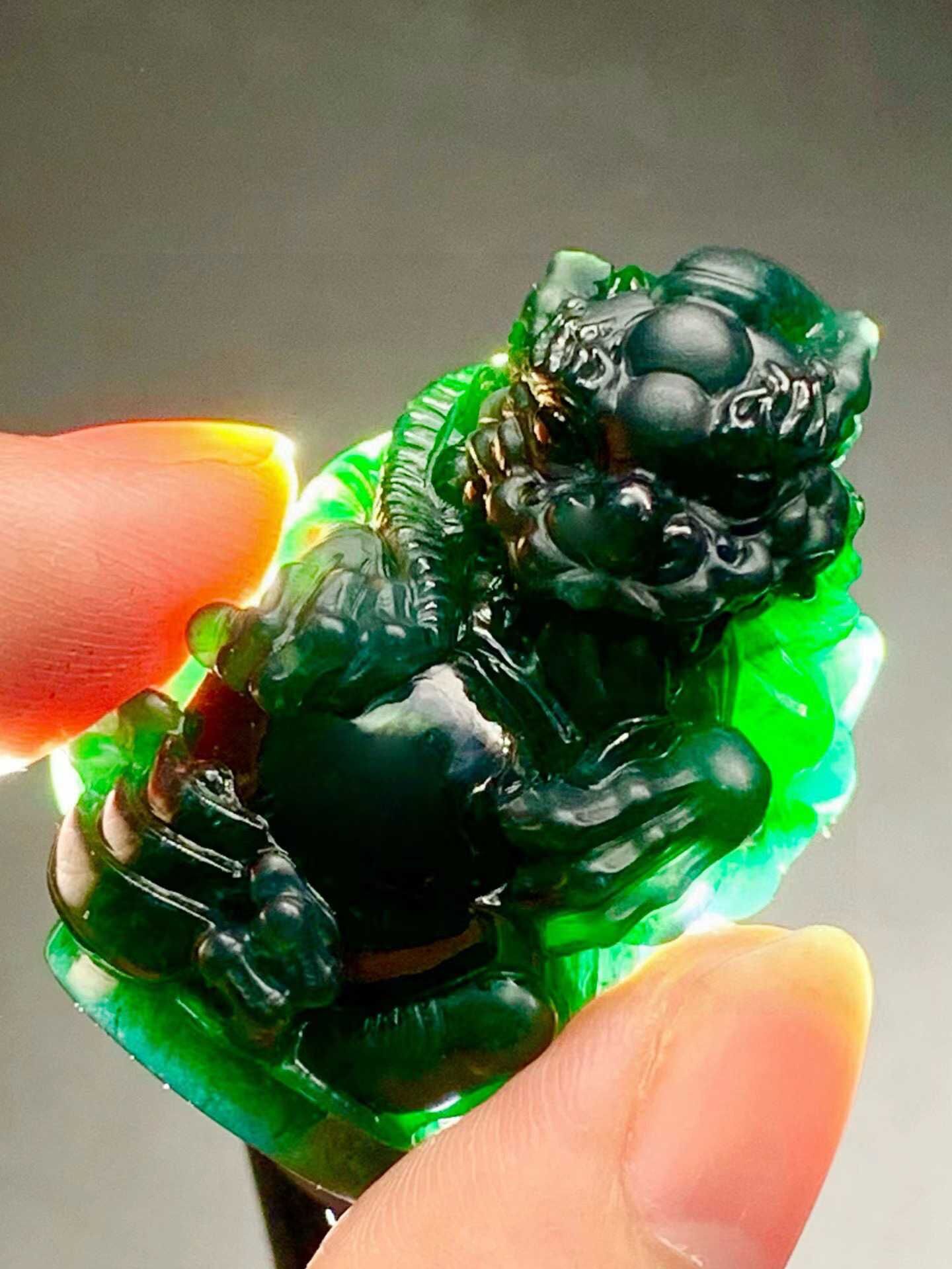 翡翠墨翠立體站貔貅,天然翡翠A玉, 緬甸玉, Jade, Jadeite