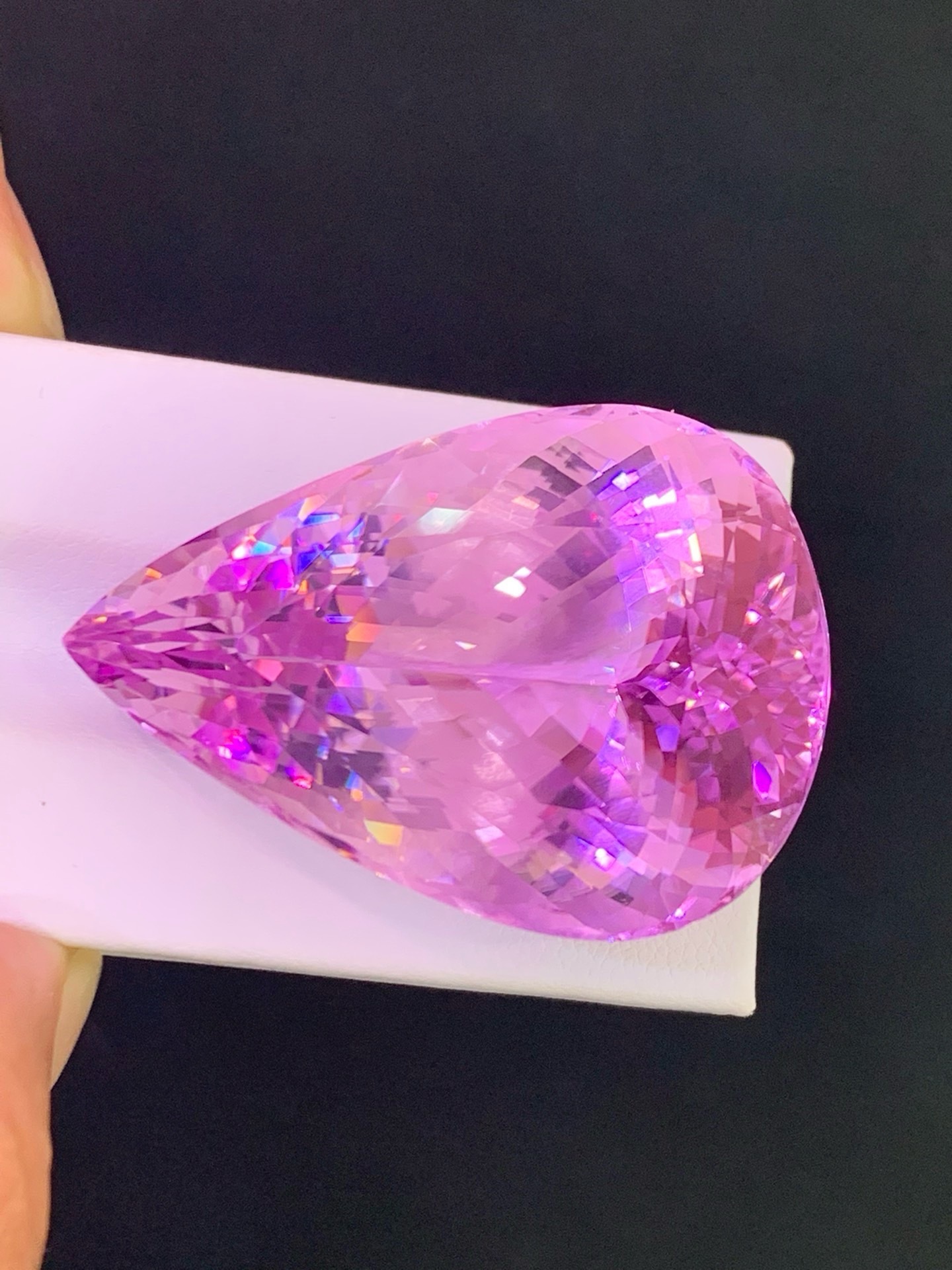 紫霞凝露｜水滴粉紫鋰輝石