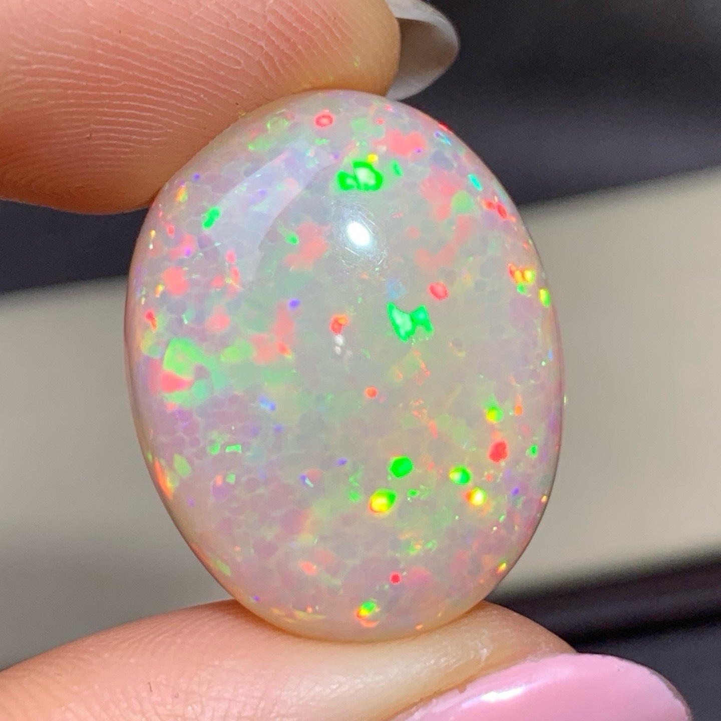 幻彩星芒｜橢圓滿彩歐泊裸石