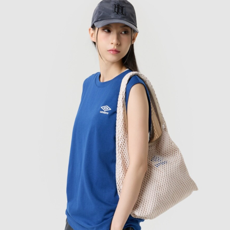【代購】UMBRO 網狀編織肩背包｜輕量大容量單肩包