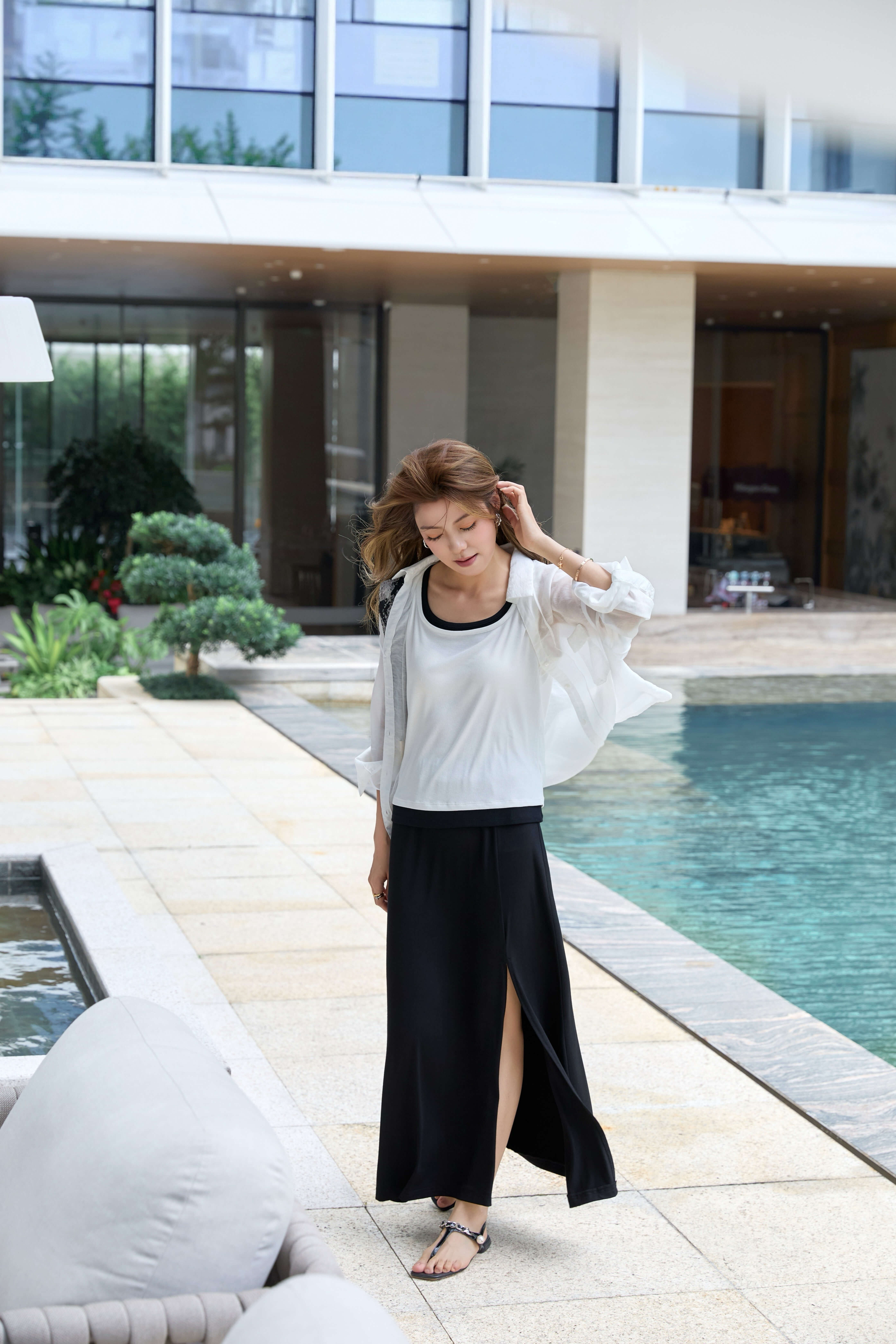 Side Slip Modal Midi Skirt_SK267L03