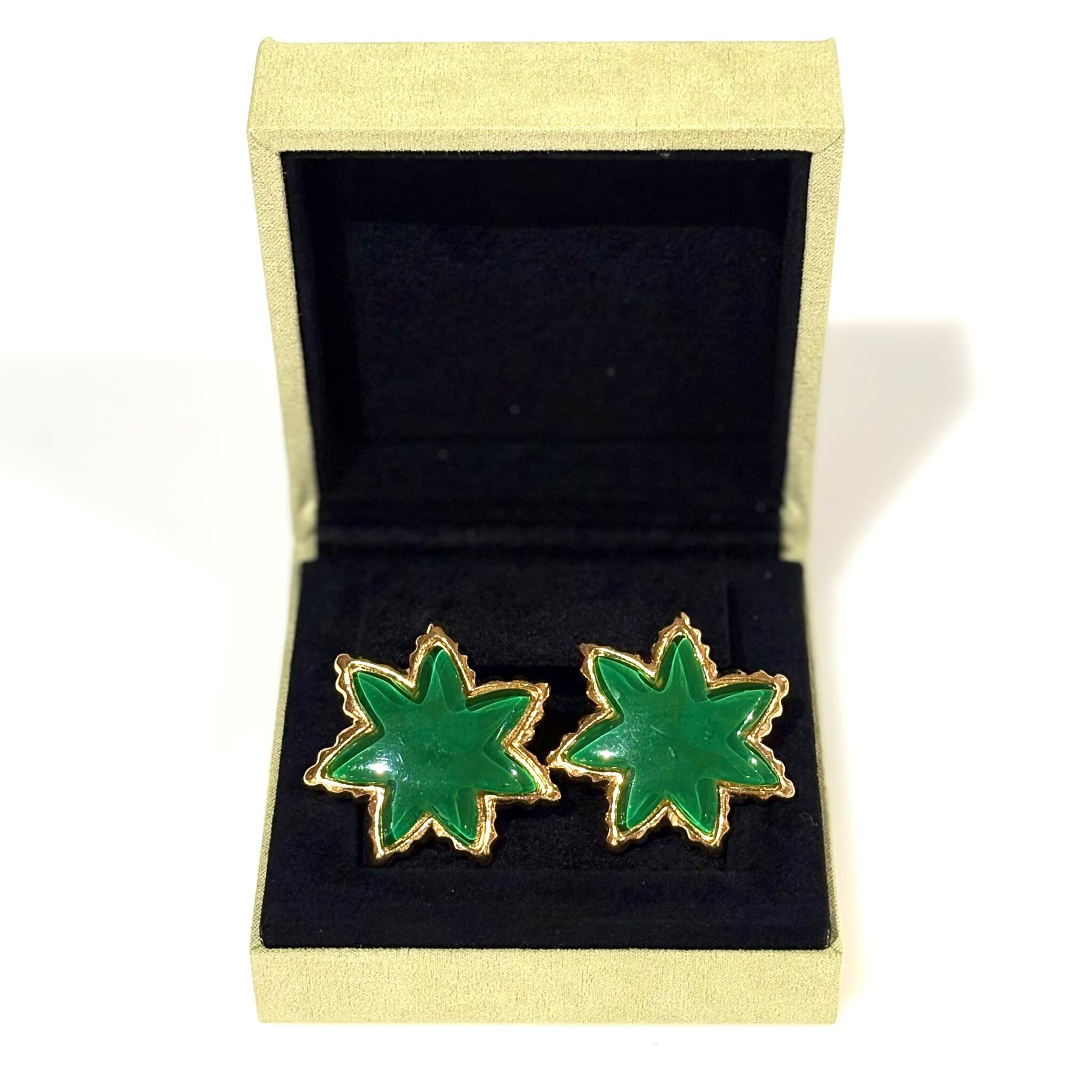 98%NEW二手Christian Lacroix 耳夾/耳環 (3.5 x 3.5cm) 翡翠綠楓葉琉璃金邊 VINTAGE EARRINGS #香榭站正品