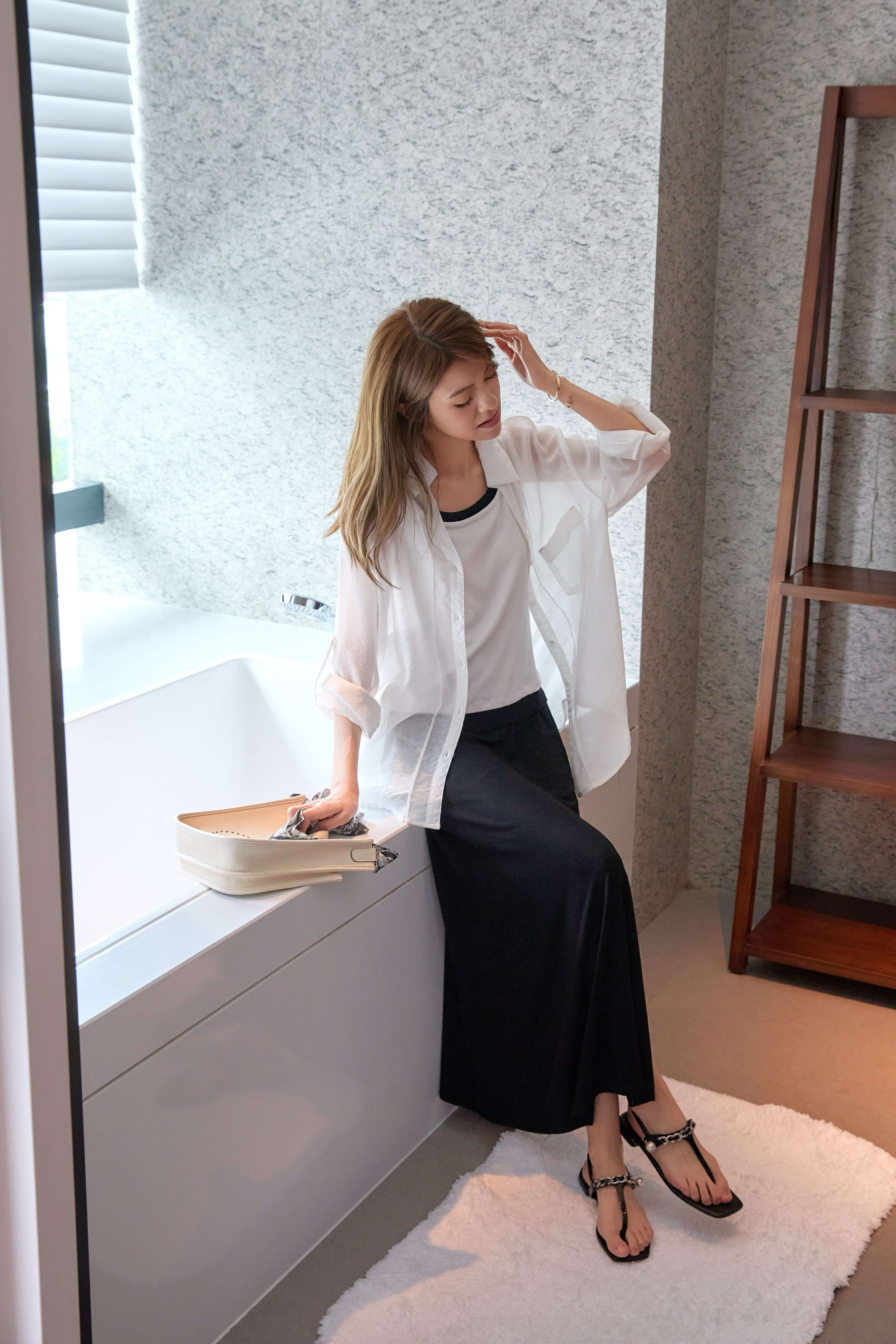 Oversized Roll-Up Sleeve Sheer shirt_SH267L01