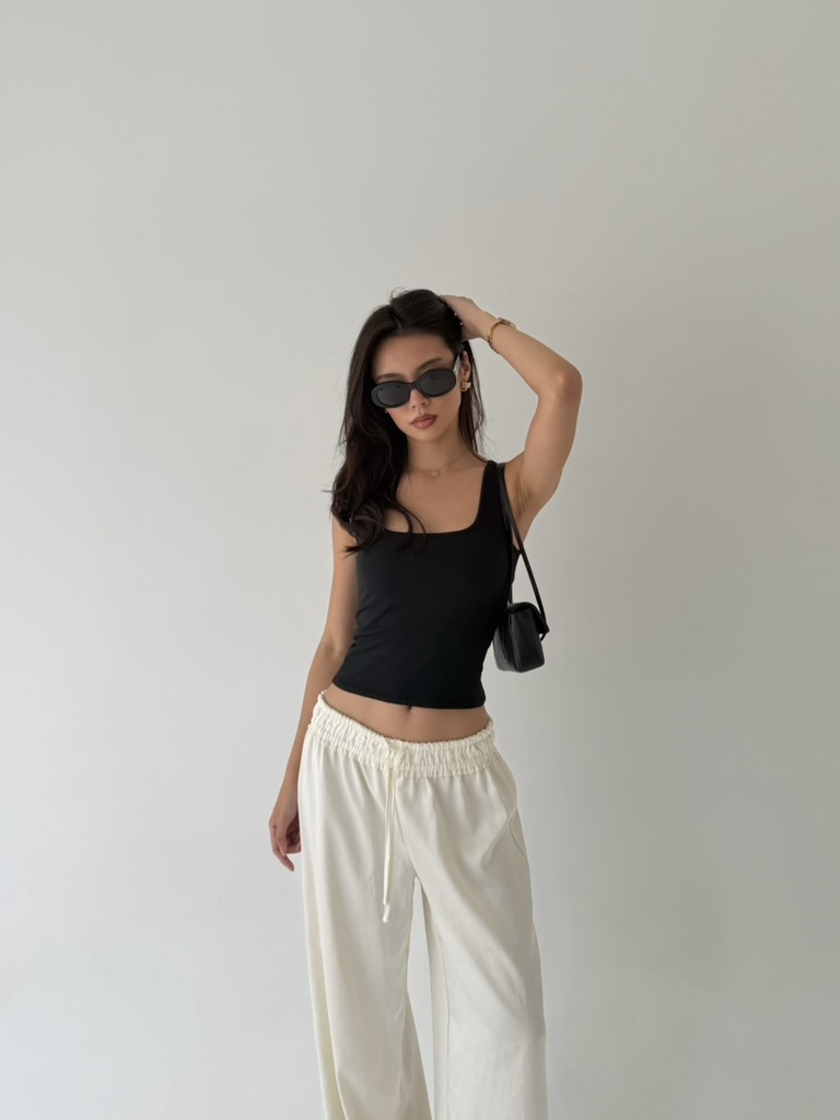 Of Her Making Tank - Jet Black