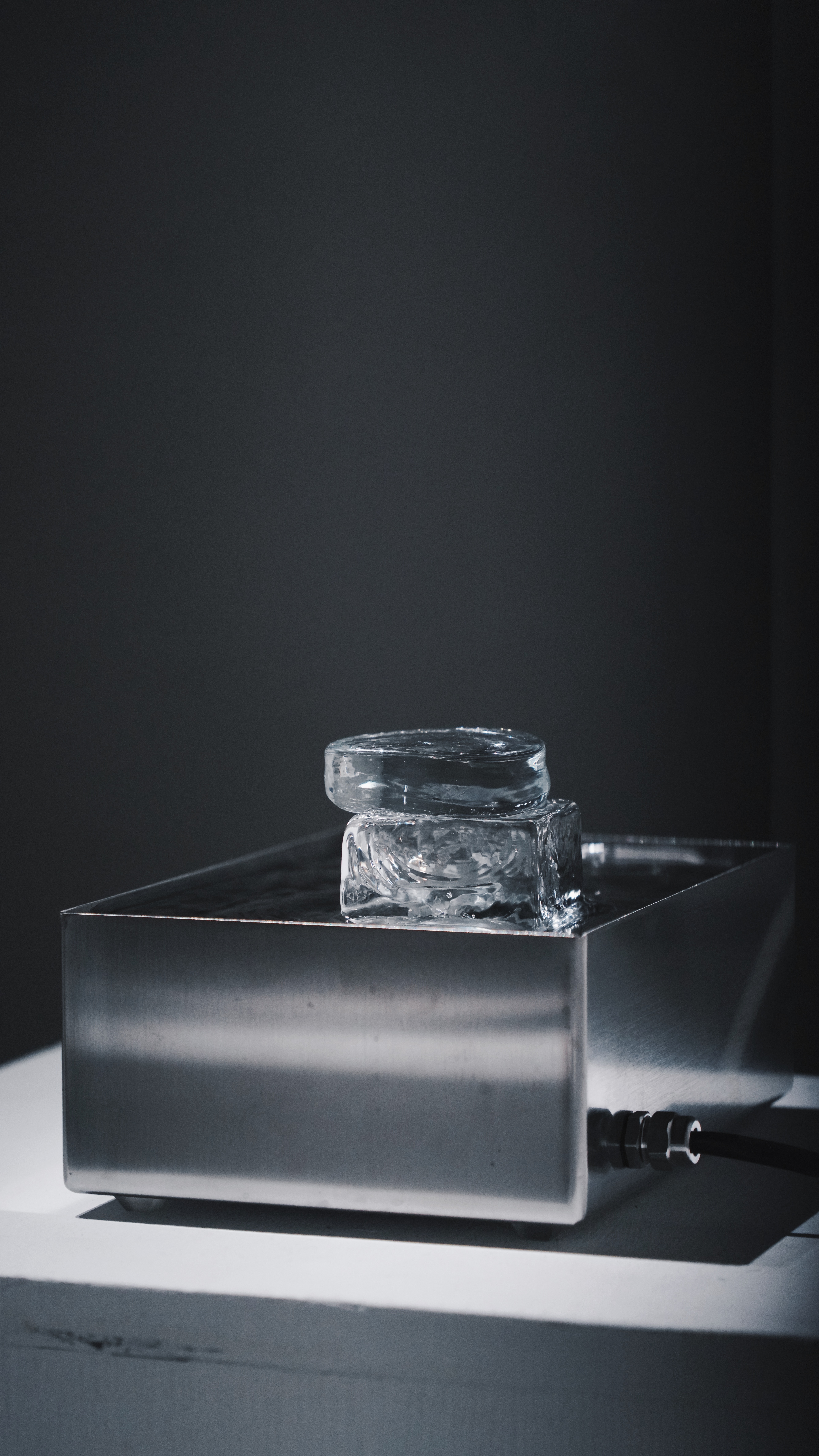 凝固的空氣｜陳建志玻璃新作展｜陽台