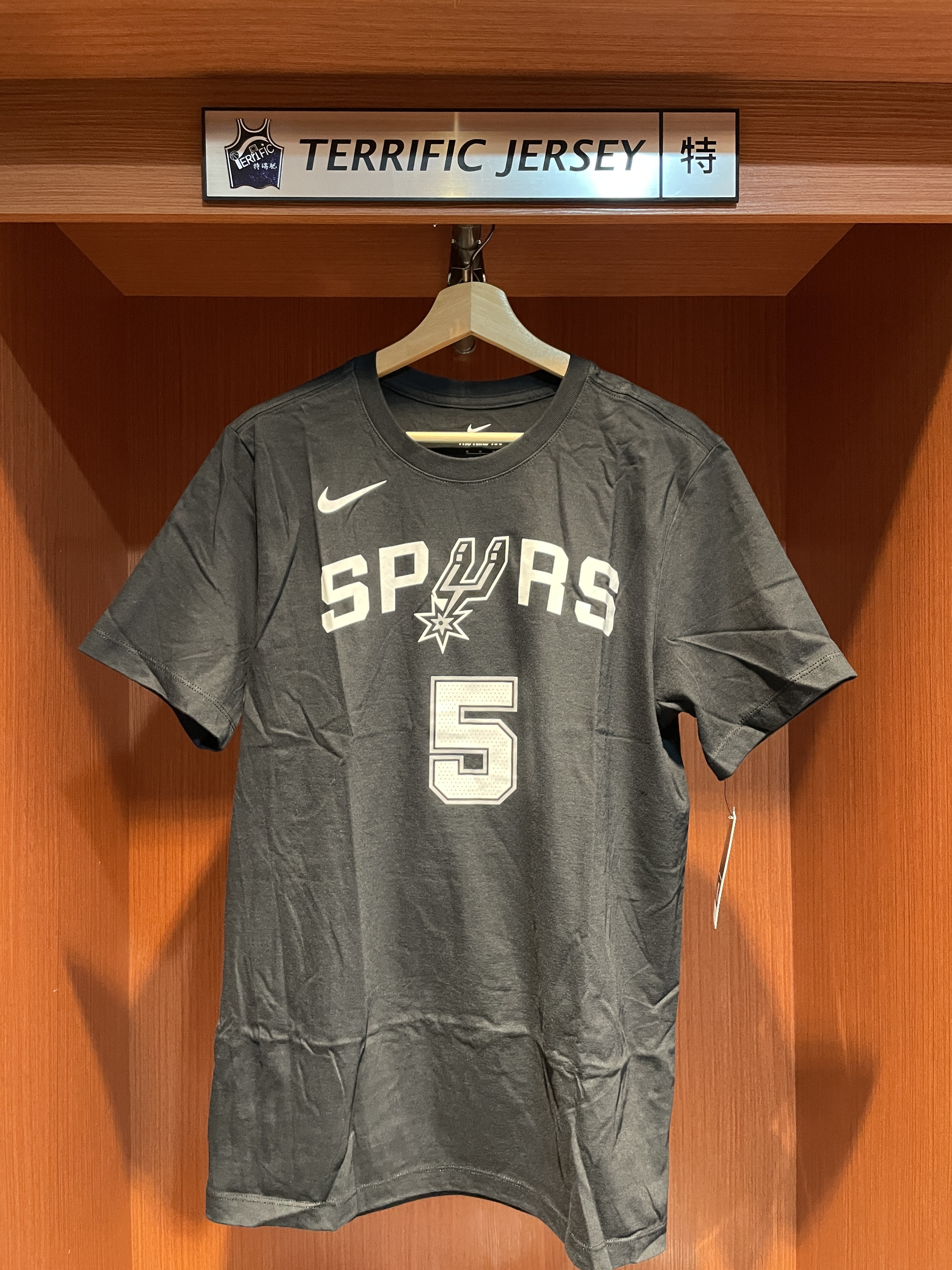 NBA短袖 Stephon Castle 聖安東尼奧馬刺黑 Icon Nike Player Name Tee 棉質 短袖 全新