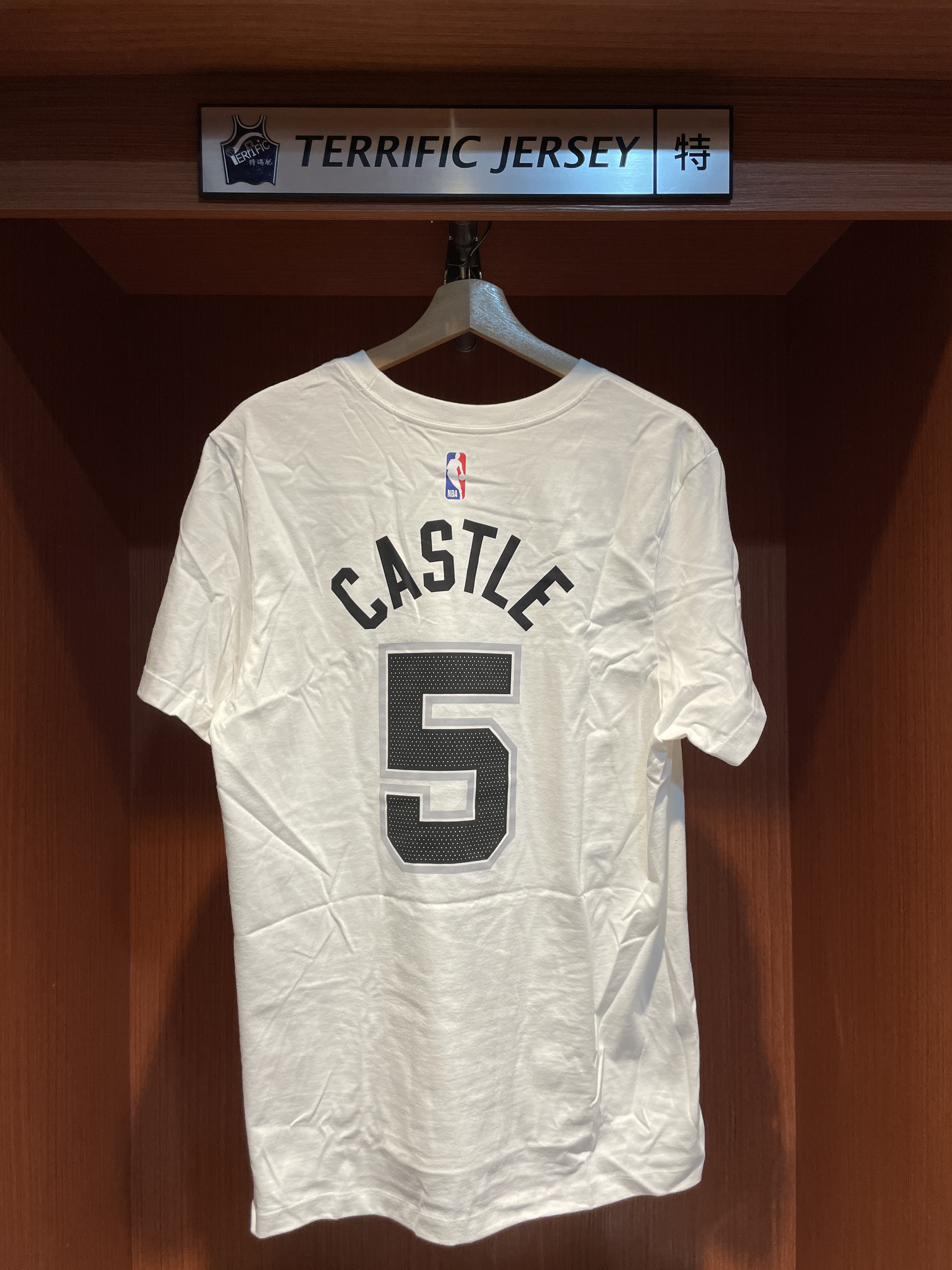 NBA短袖 Stephon Castle 聖安東尼奧馬刺白 Association Nike Player Name Tee 棉質 短袖 全新