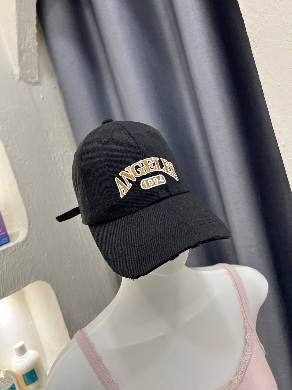 Angeles Cap