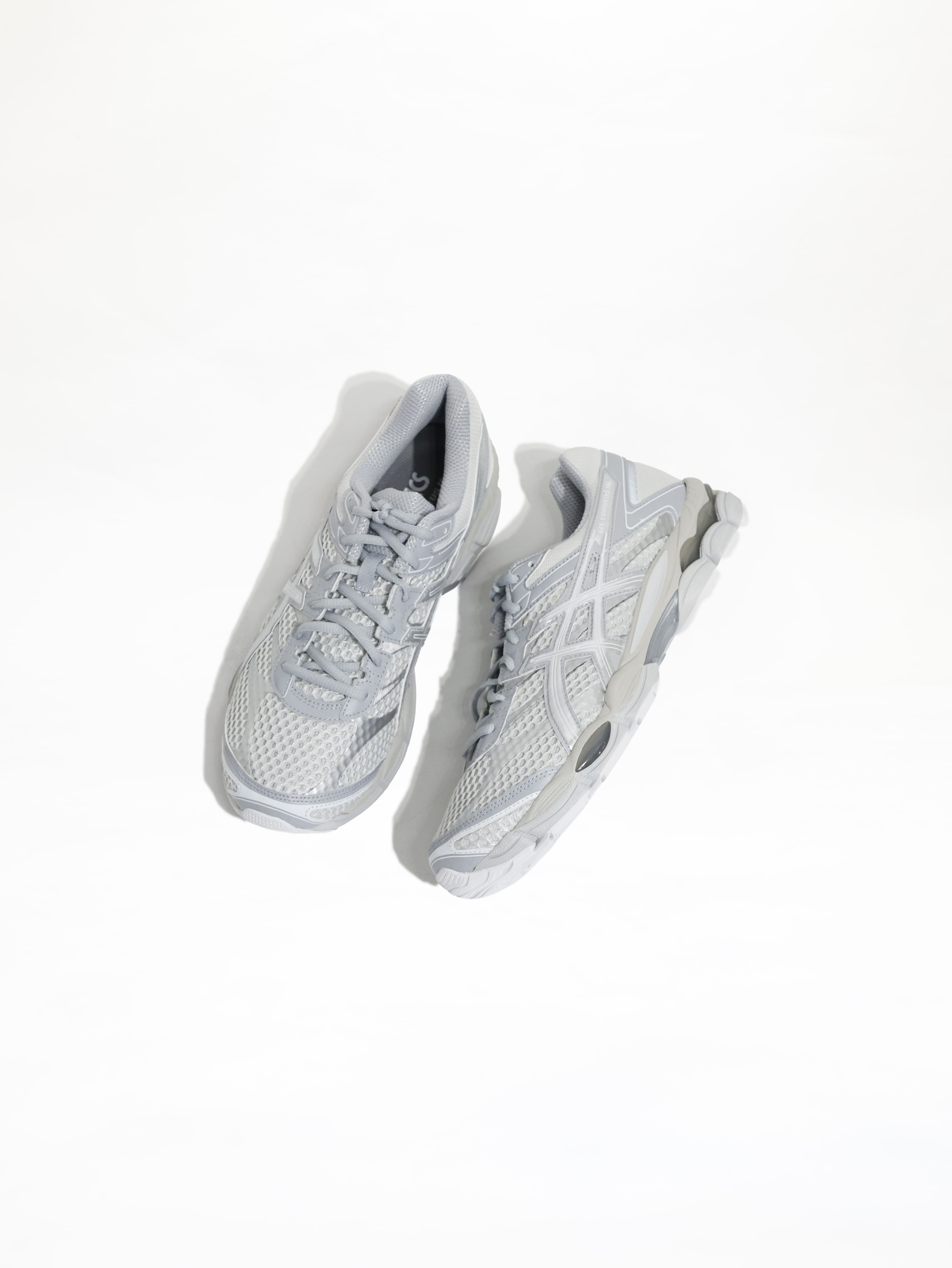 ASICS 亞瑟士 GEL-CUMULUS 16 休閒鞋 1203A733-024