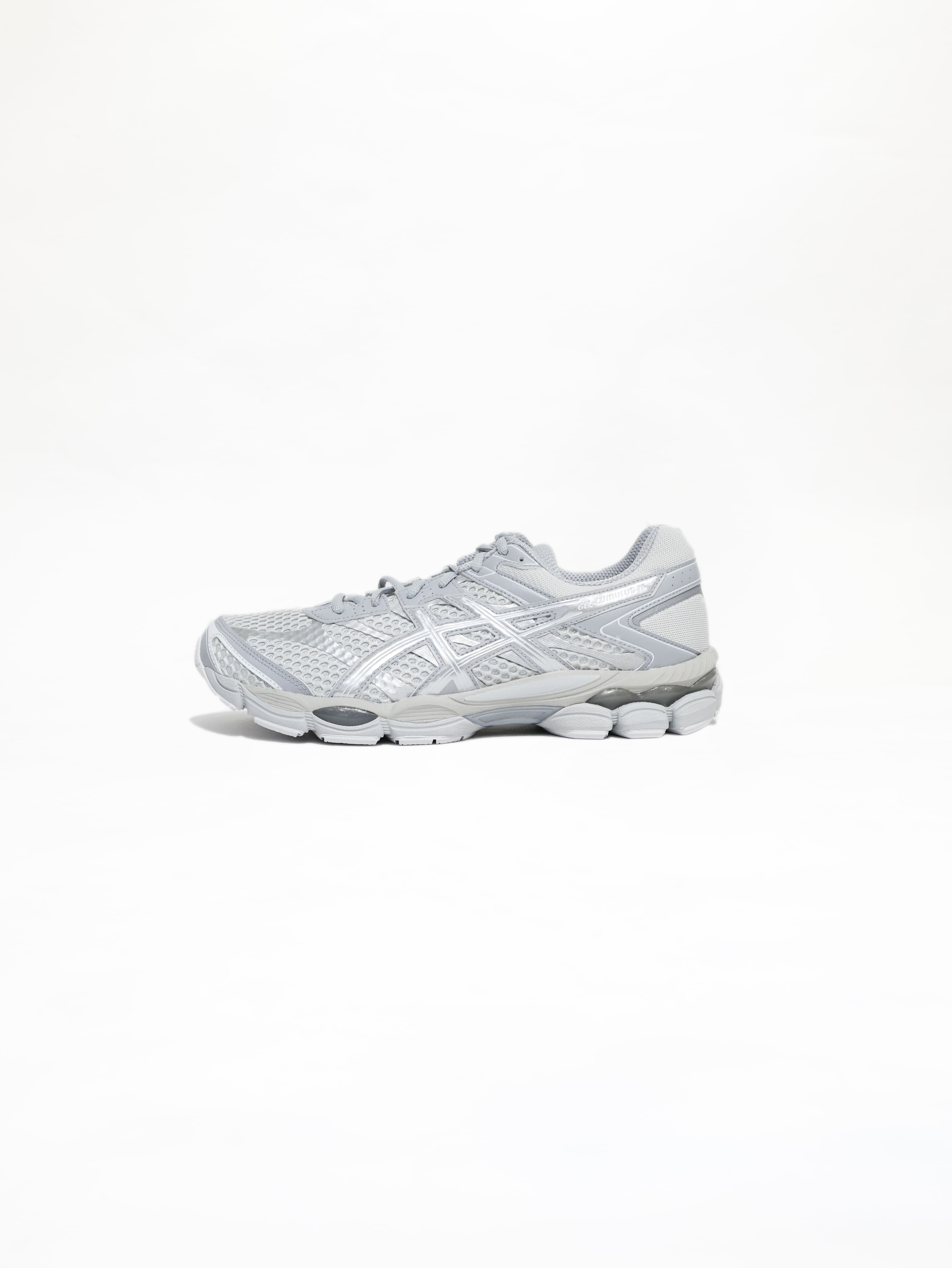 ASICS 亞瑟士 GEL-CUMULUS 16 休閒鞋 1203A733-024