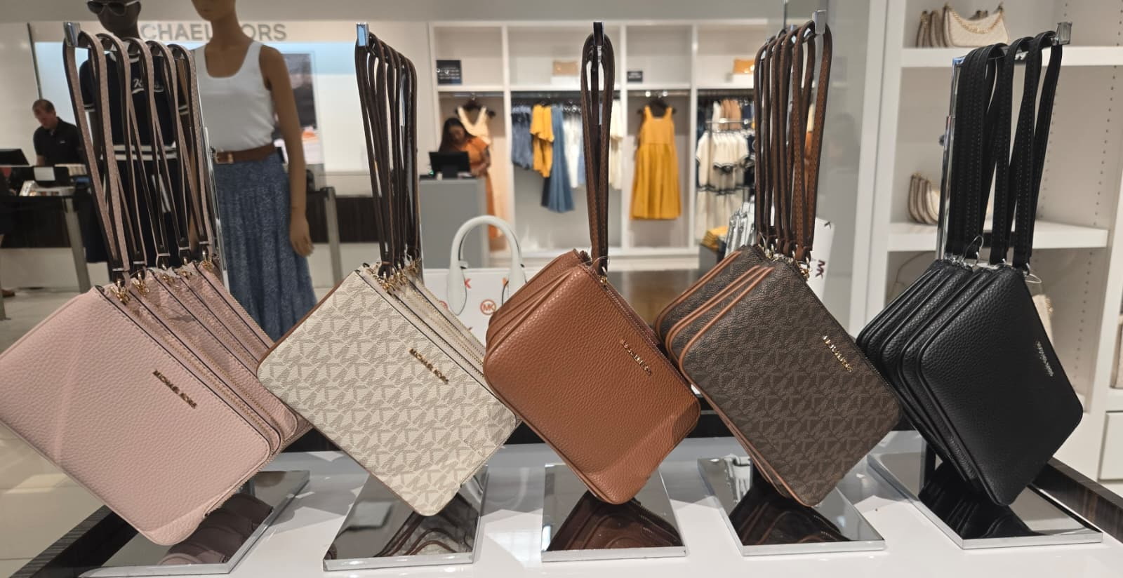 【預購】Michael Kors H071151 Jet Set Travel 荔枝紋手拿包