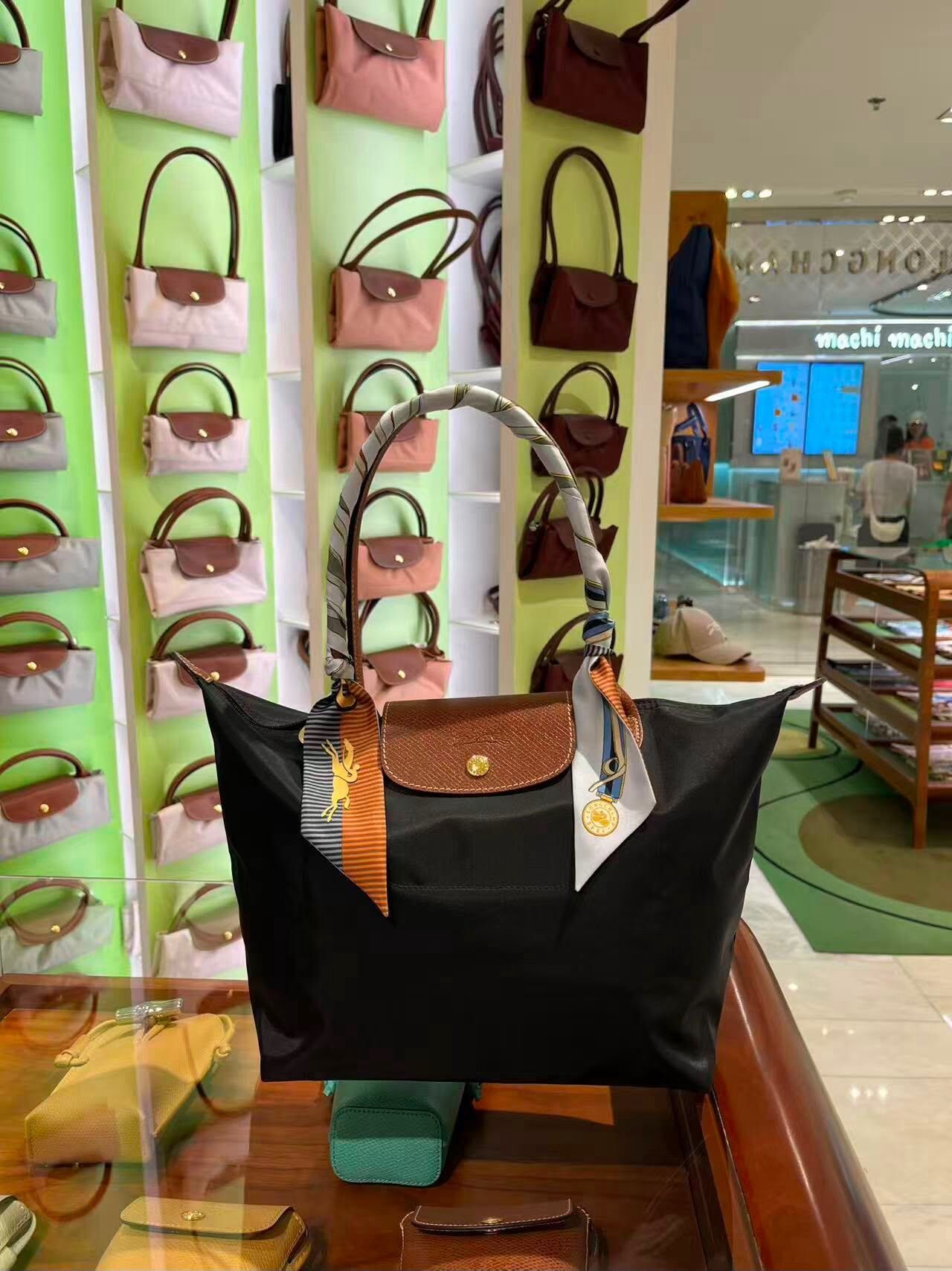 LYS02060 Longchamp Le Pliage 尼龍餃子袋