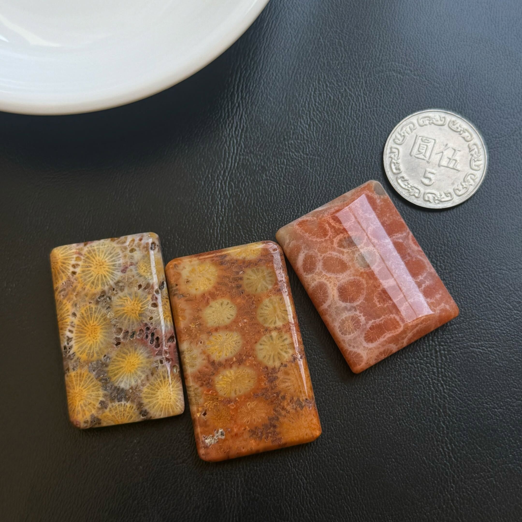 [原石] 珊瑚玉（菊花玉） 無事牌