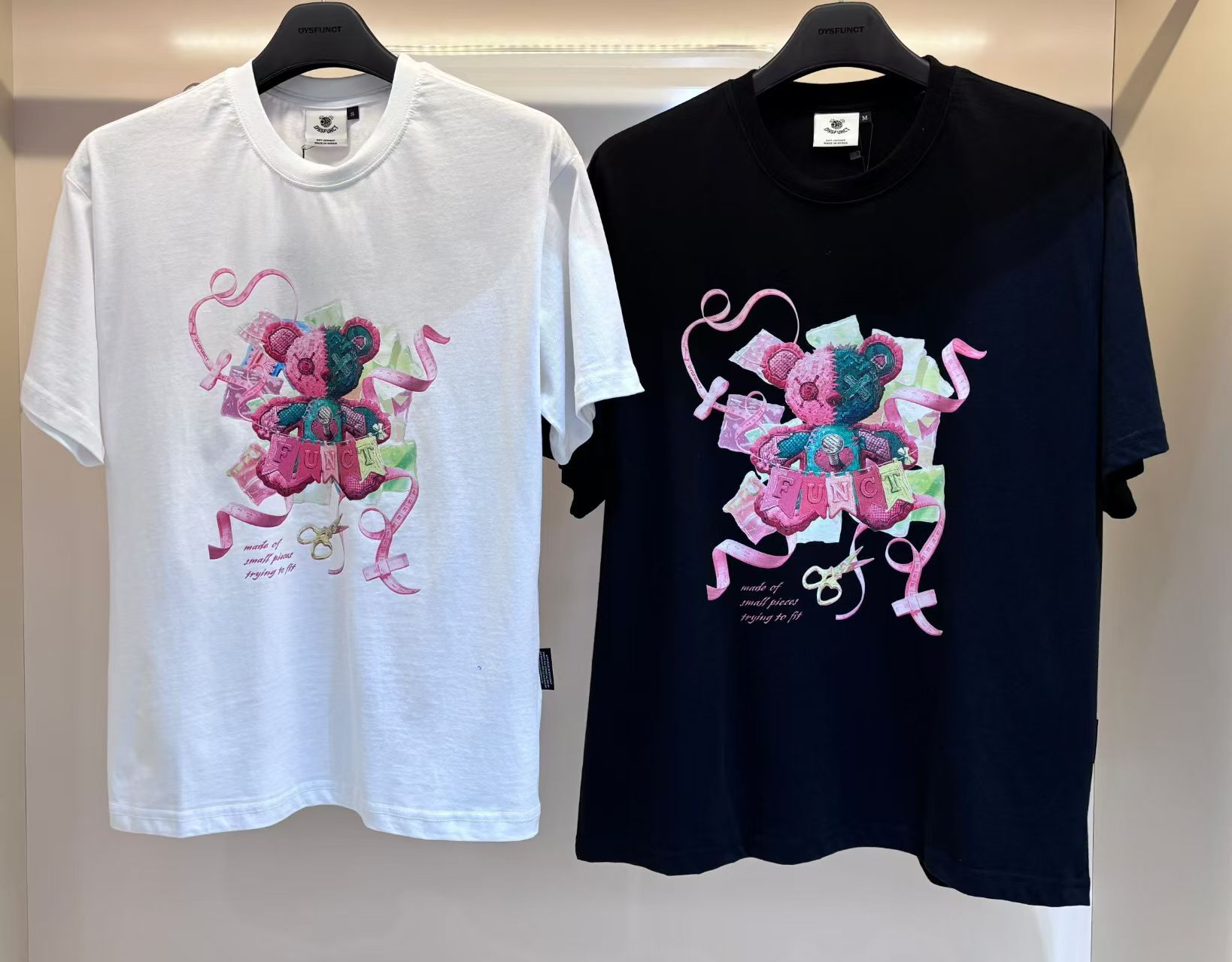 韓國代購 棒棒糖 男女同款 DYS STUDDED T-SHIRT DYA0117