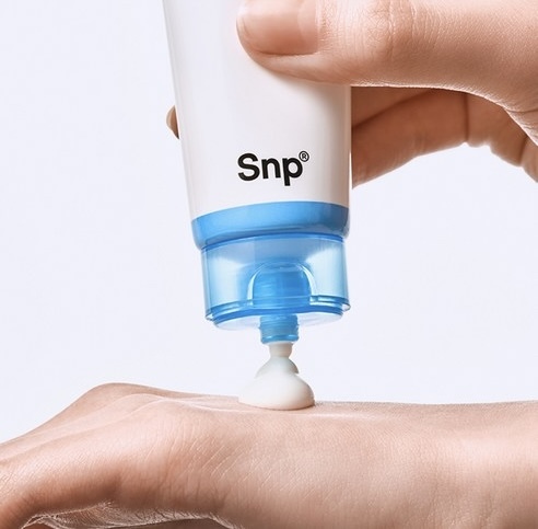 現 貨｜SNP PDRN抗衰老防曬精華SNP UV Aging Recovery Sun Serum 50mL 藍色
