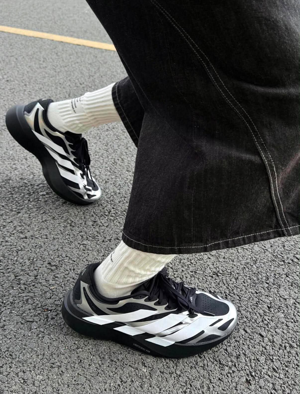 開團預購 Adidas adizero evo sl exo 男 女 黑 白 增高 慢跑鞋 休閒鞋 KI4764