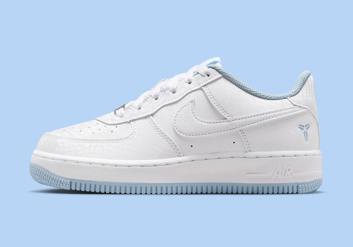 【預訂】 NIKE AIR FORCE 1 LOW "Kobe Bryant " 白淺藍-GS