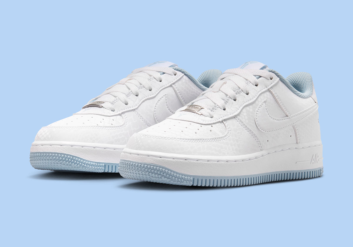 【預訂】 NIKE AIR FORCE 1 LOW "Kobe Bryant " 白淺藍-GS