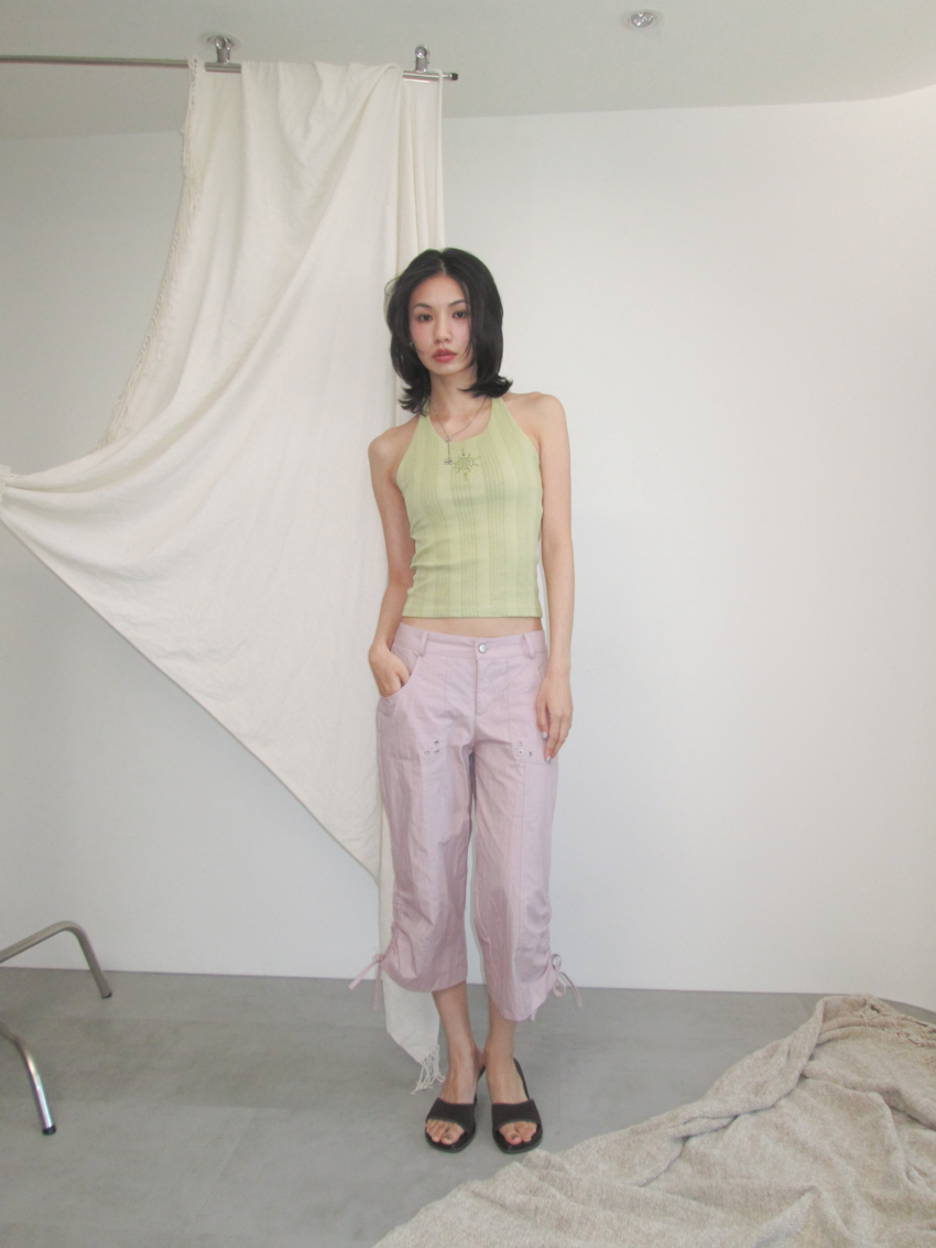 eyelet detail ruched capri trousers in MAUVE