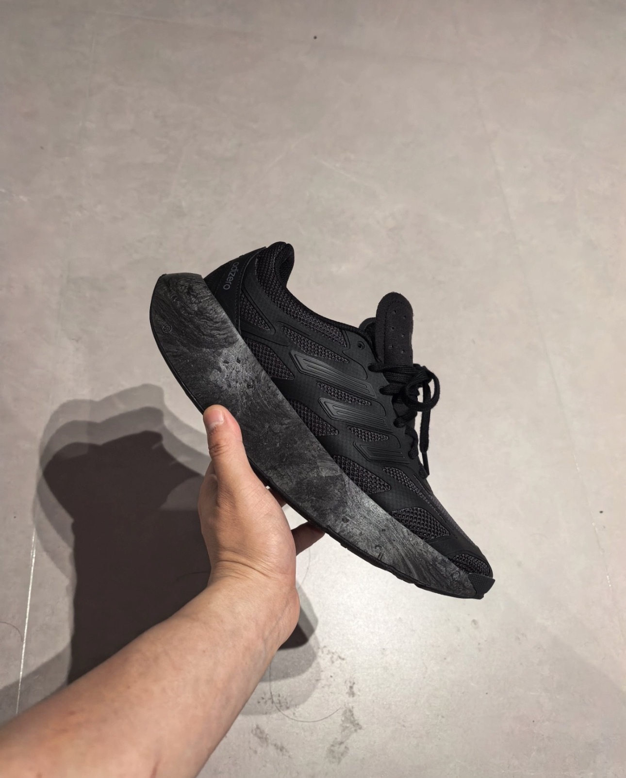 特價！（海外連線預定）ADIDAS ADIZERO ARUKU 黑魂 黑武士 避震 透氣 輕量 運動 休閒 慢跑鞋【JH7772】