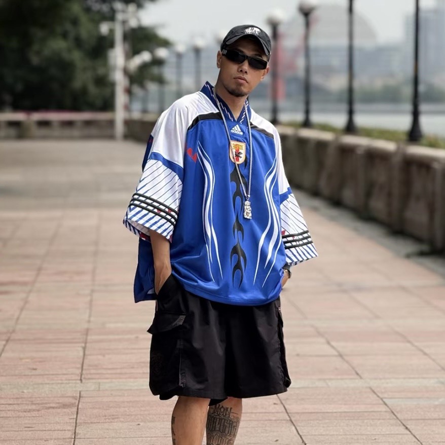 🇯🇵【代購】adidas Japan Bringback Remixed 復刻系列  日本國家隊 Bringback Remixed 寬鬆套頭運動短袖 T 恤