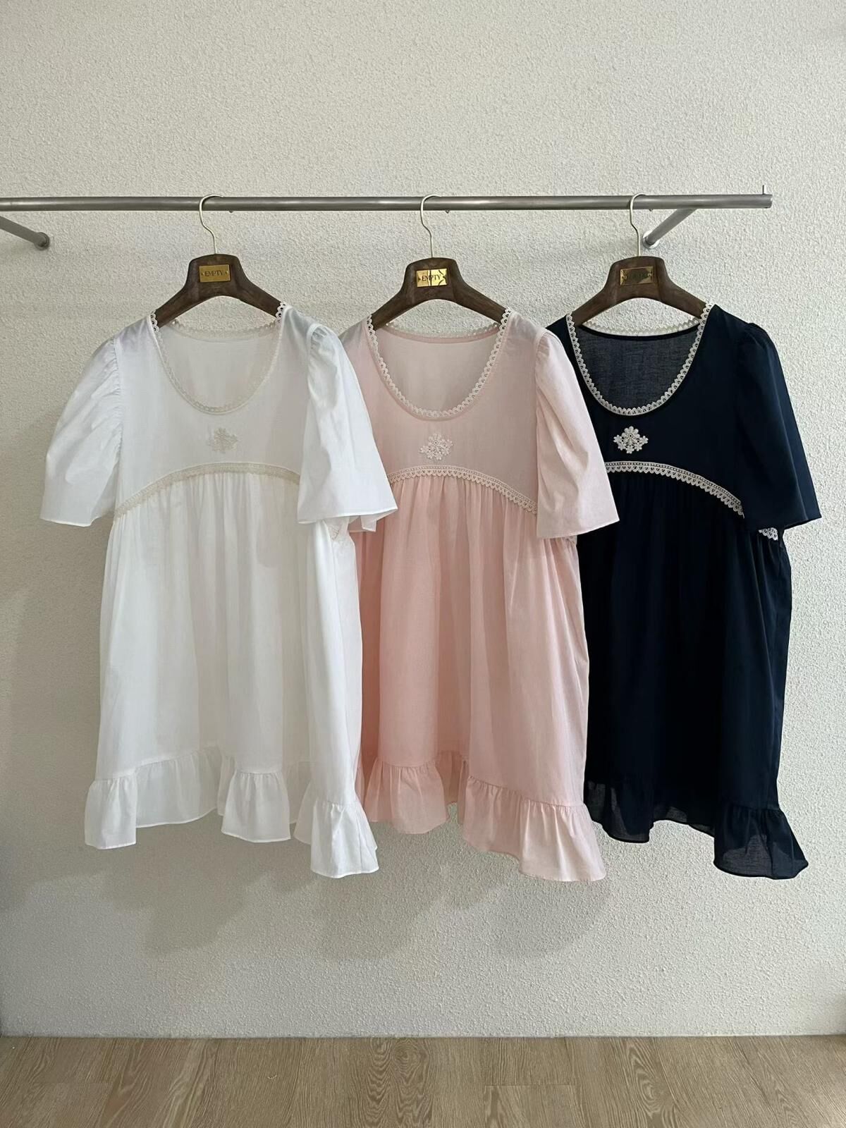 EP6409 帝政風刺繡連身裙