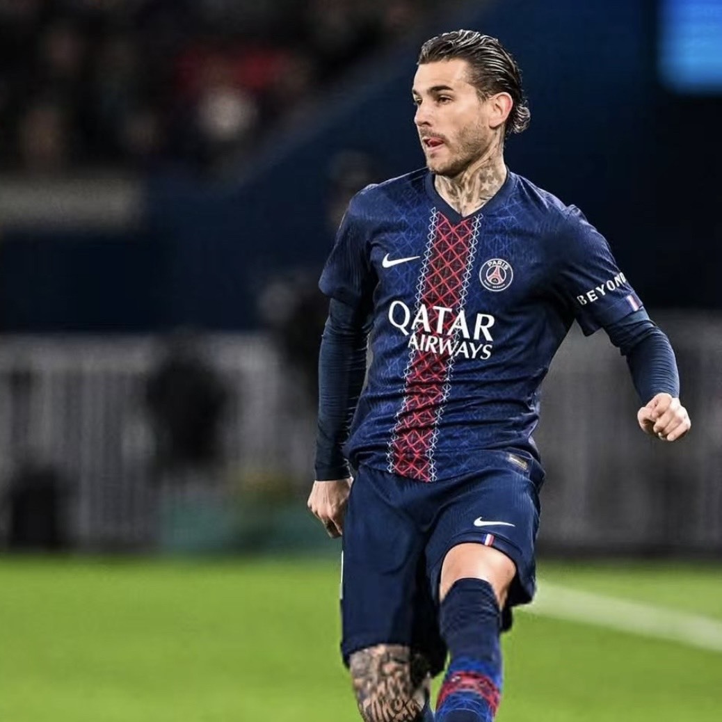 【代購】Nike Dri-FIT 巴黎聖日耳曼 PSG 25/26 賽季主場球迷版短袖足球衣｜藏青色