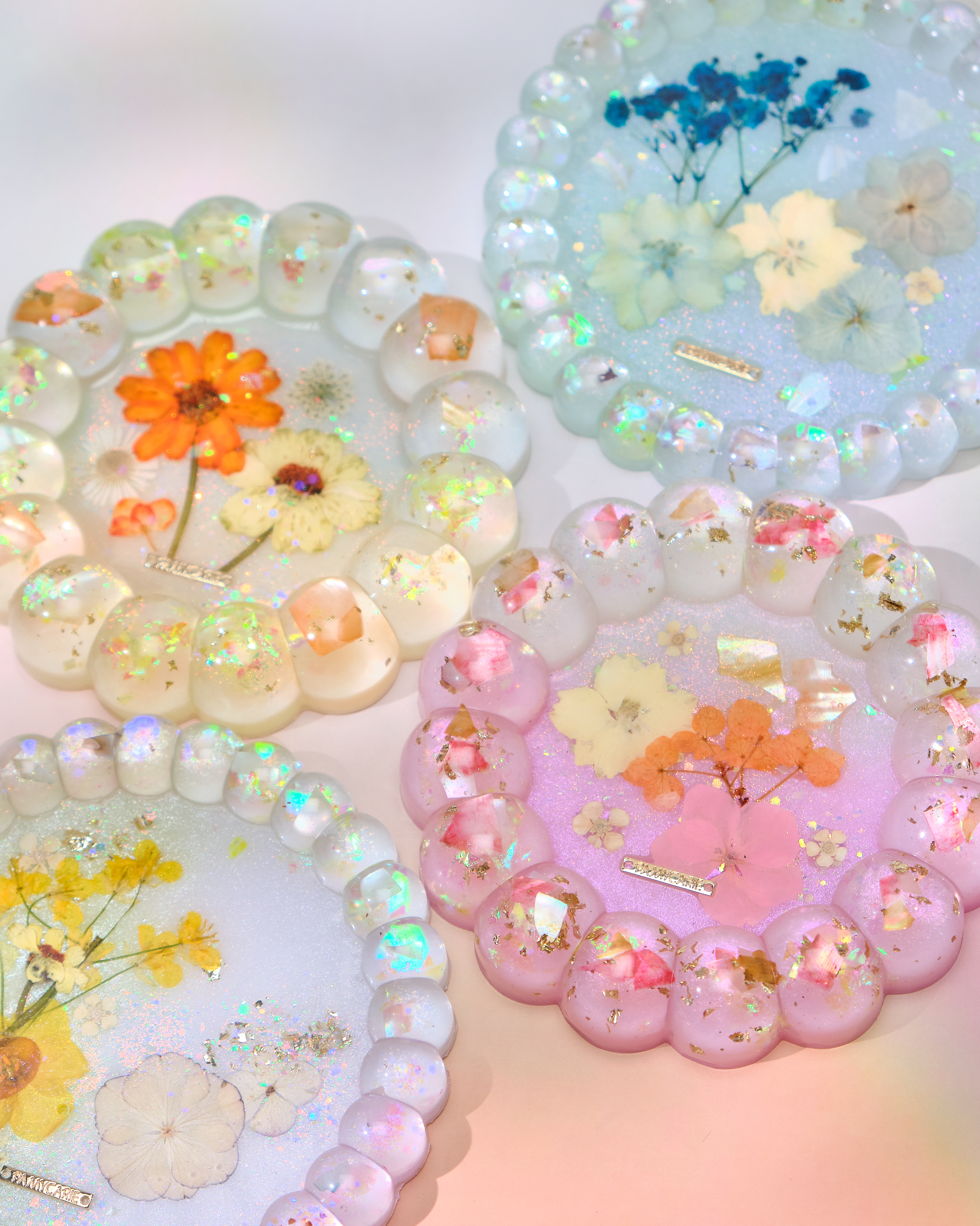13906 Sunny Meadow Scalloped Tray