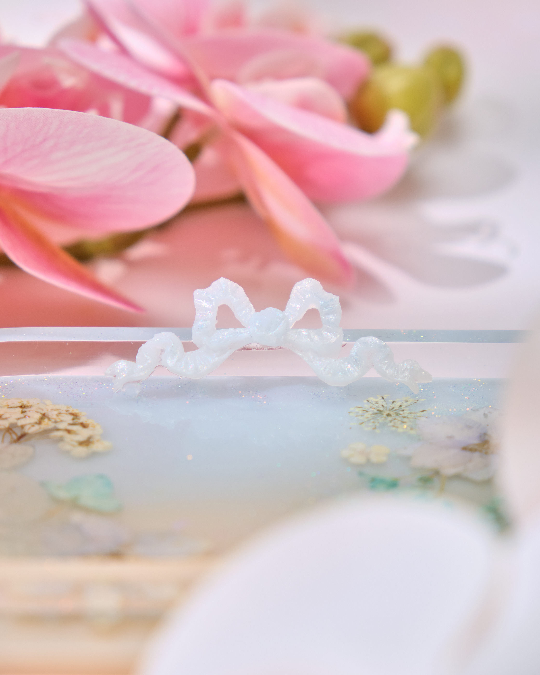 13912 Mint Whisper Oval Tray