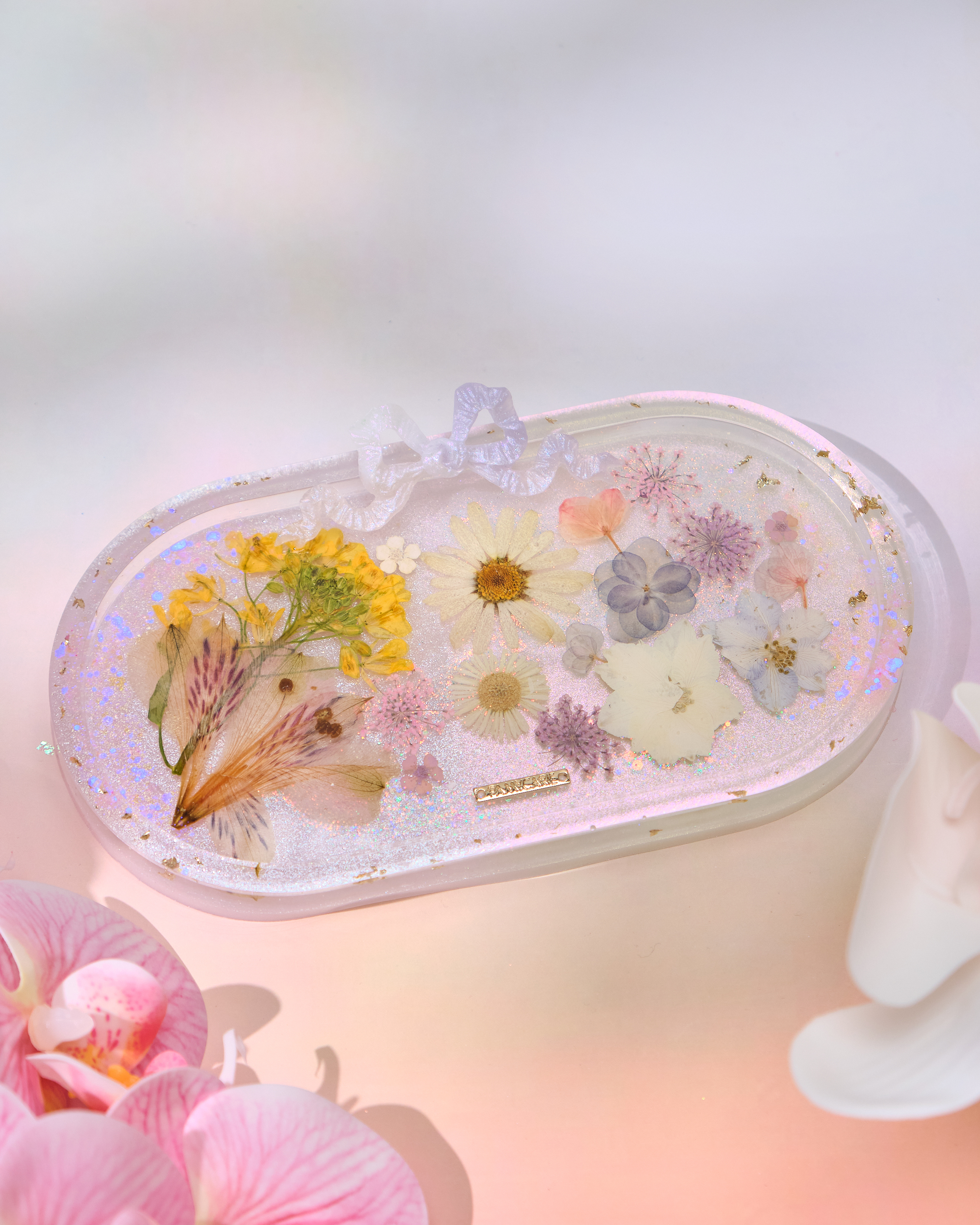 13913 Golden Wildflower Oval Tray