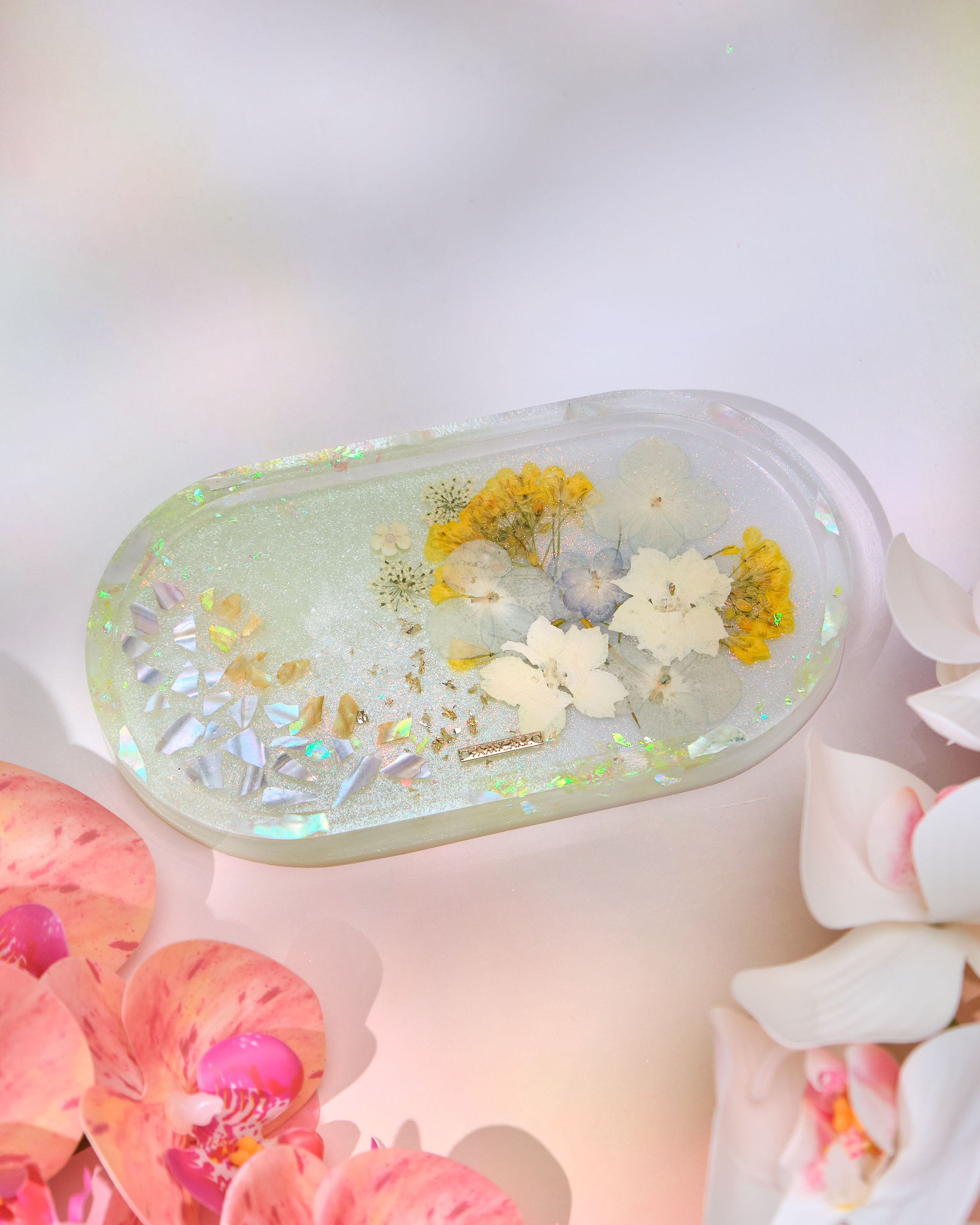13914 Lemon Blossom Oval Tray