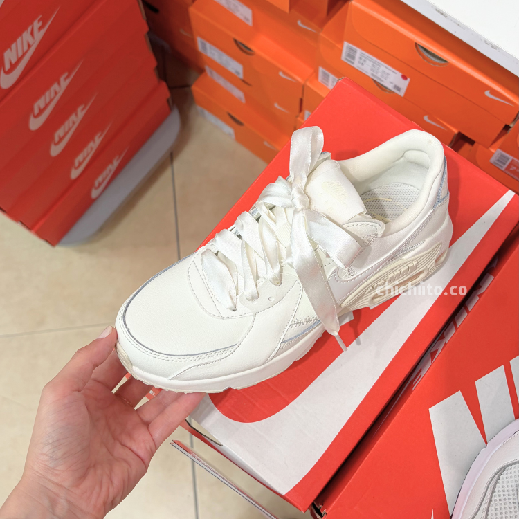 NIKE AIR MAX EXCEE 奶油小緞帶