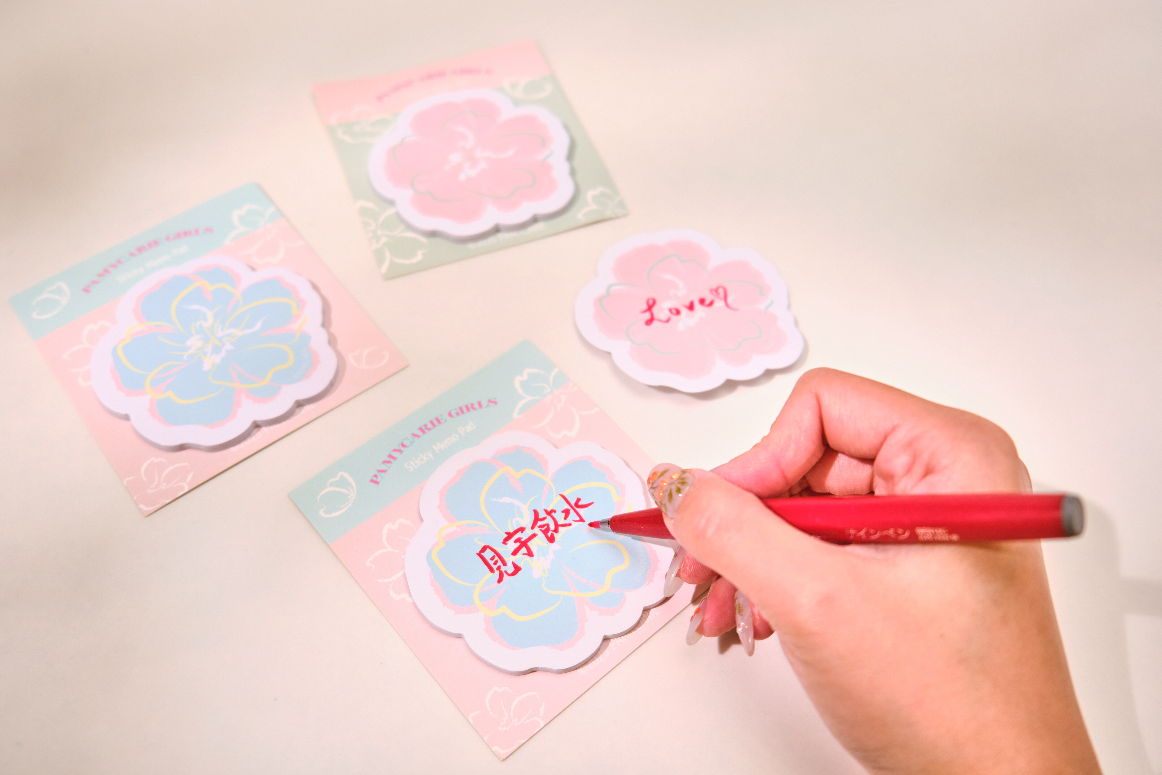 Pamycarie Flower Memo Pad (2 Colors, 30 Pages)