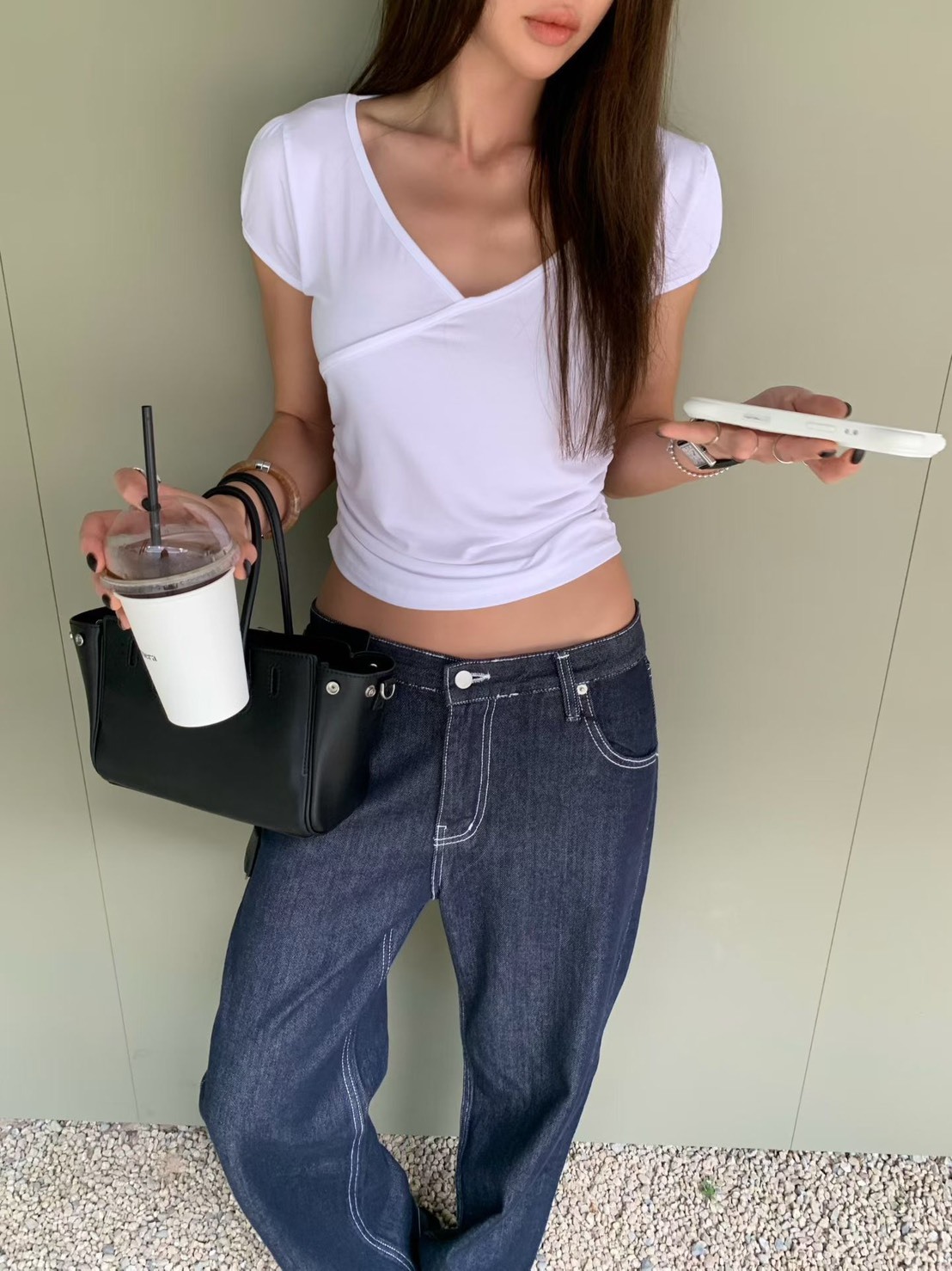 交錯V領素T