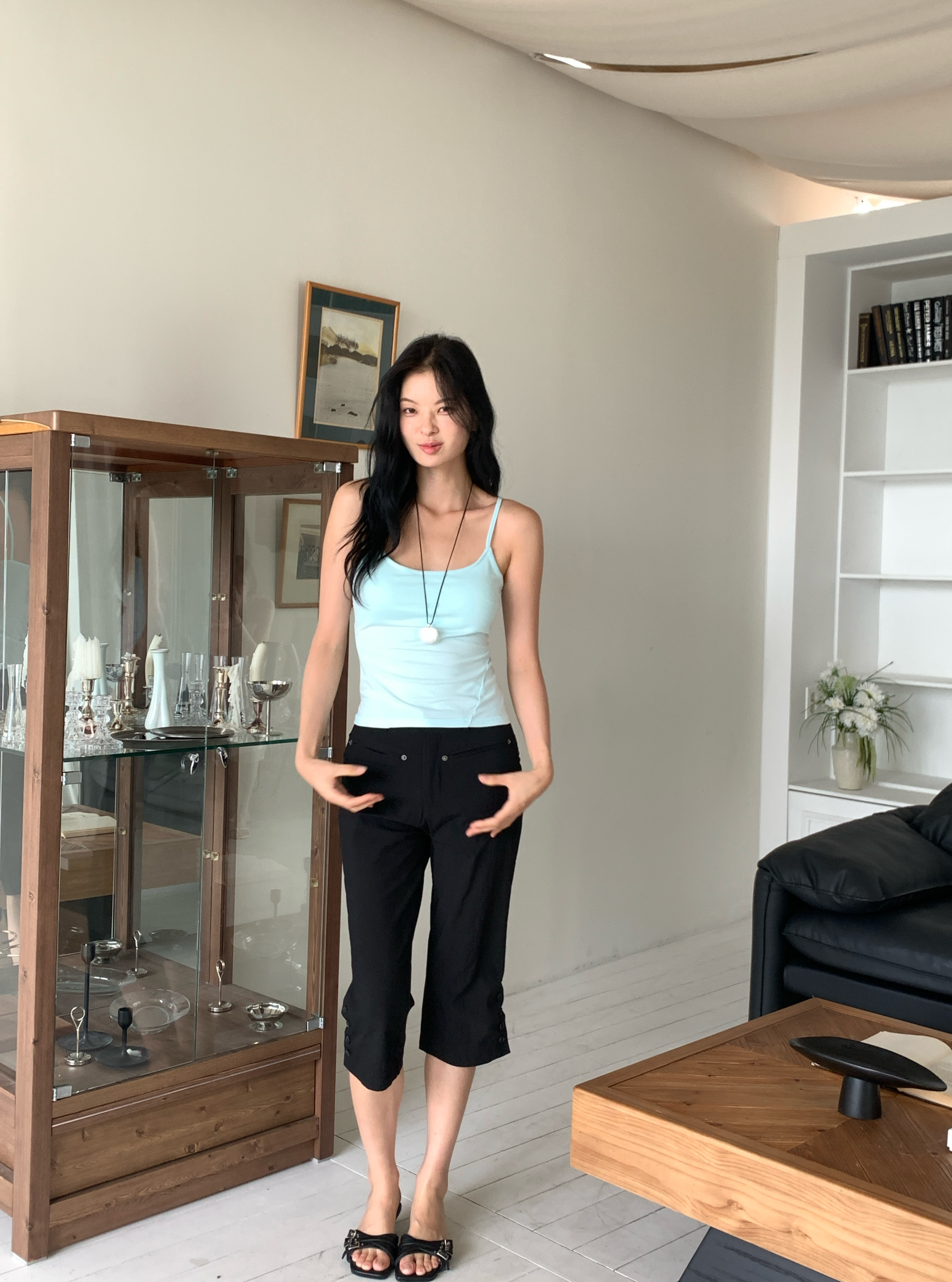 漢南小姊姊7分卡布里褲(黑/灰)