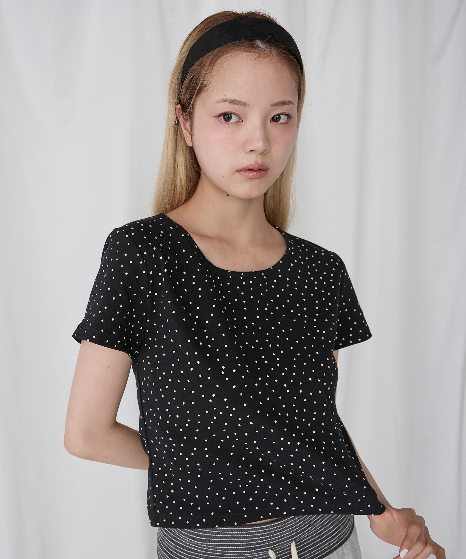 Unblend / U-neck Compact Assorted Short-Sleeve T-Shirt