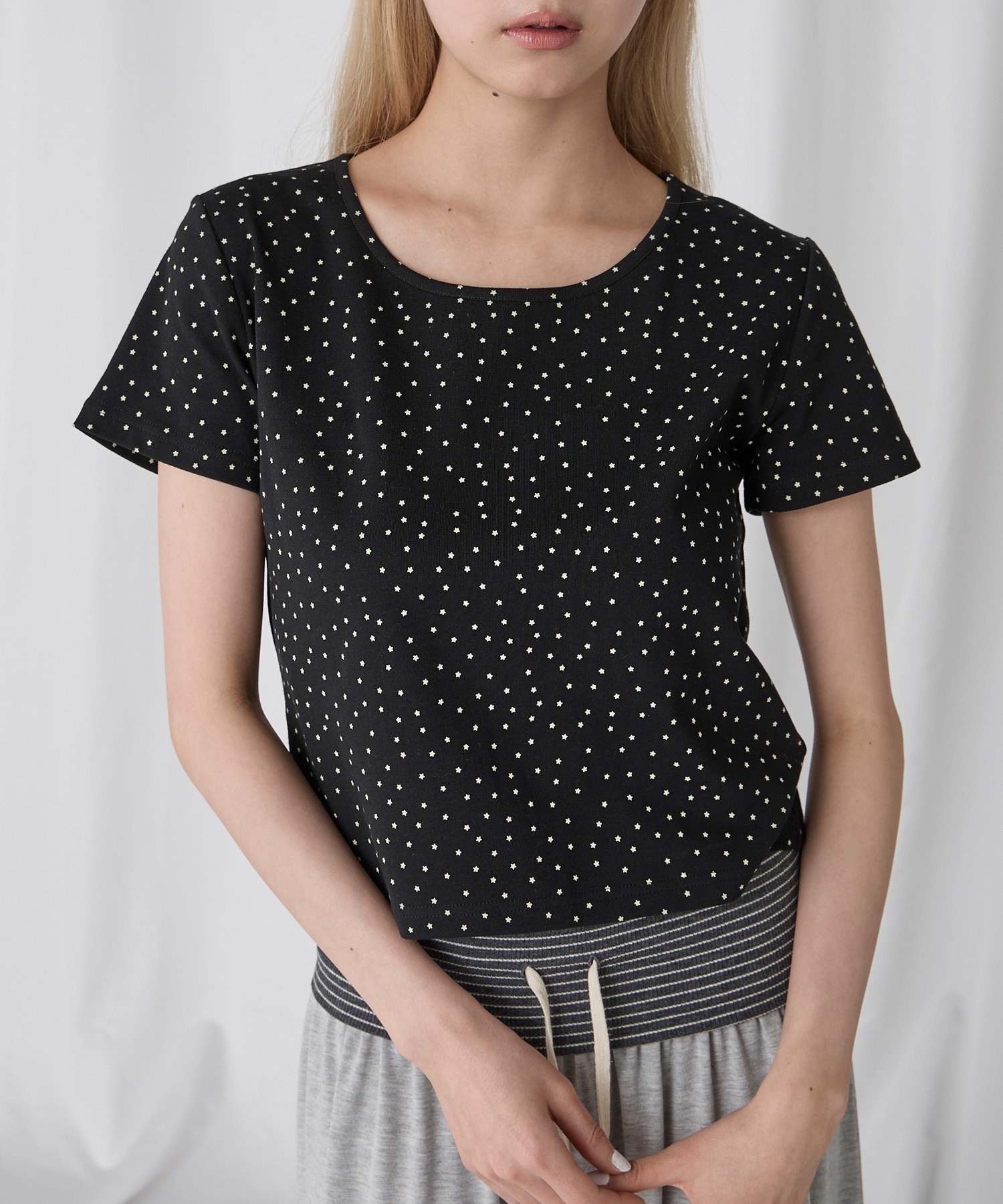 Unblend / U-neck Compact Assorted Short-Sleeve T-Shirt
