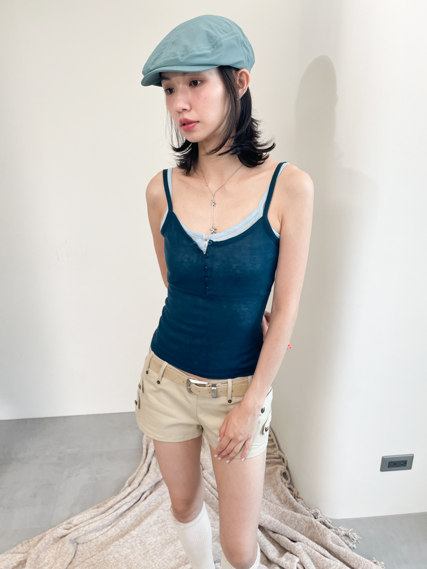 #T635 排釦透氣細肩背心