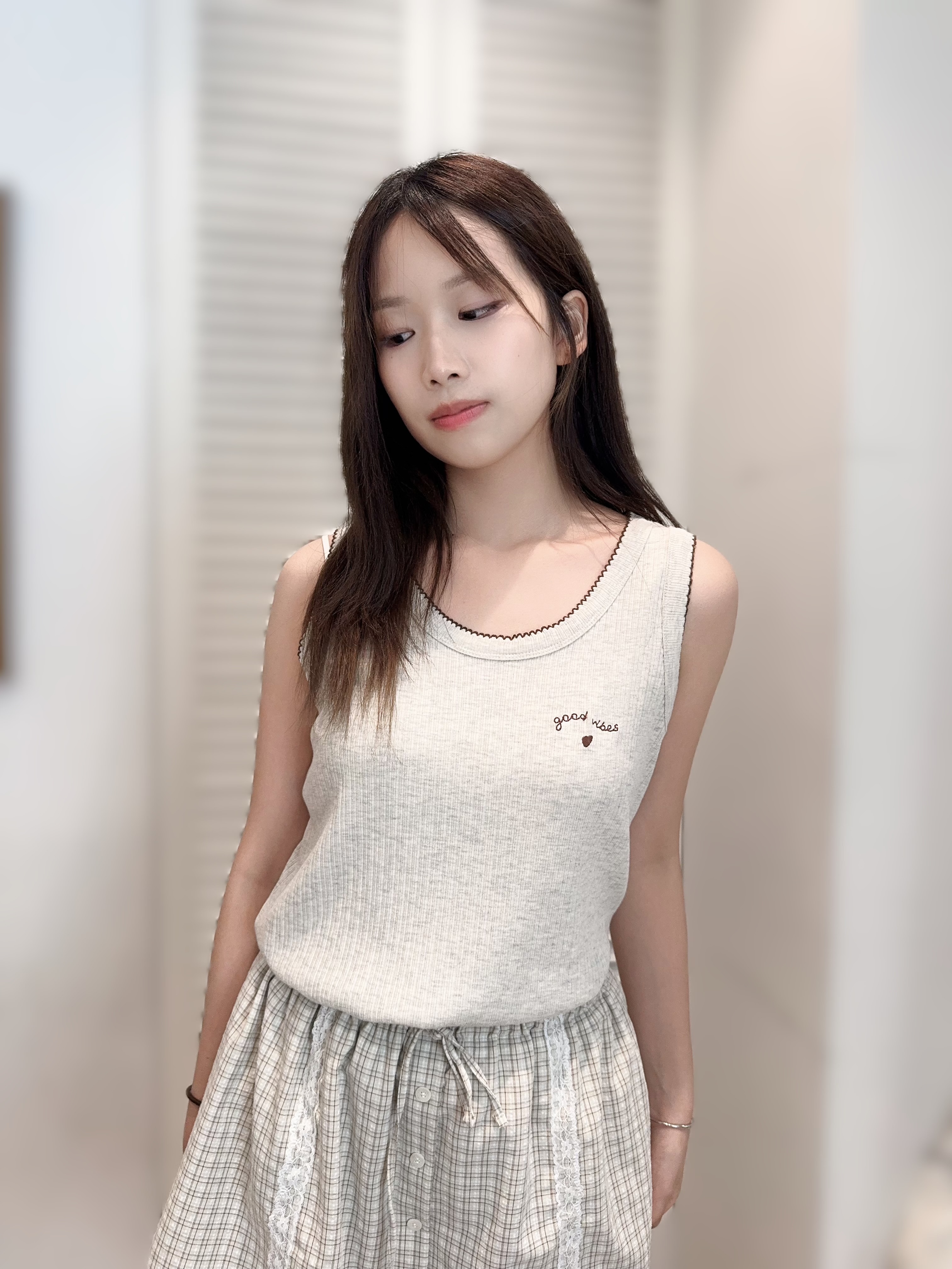 F57 胸32-50 長23 $399