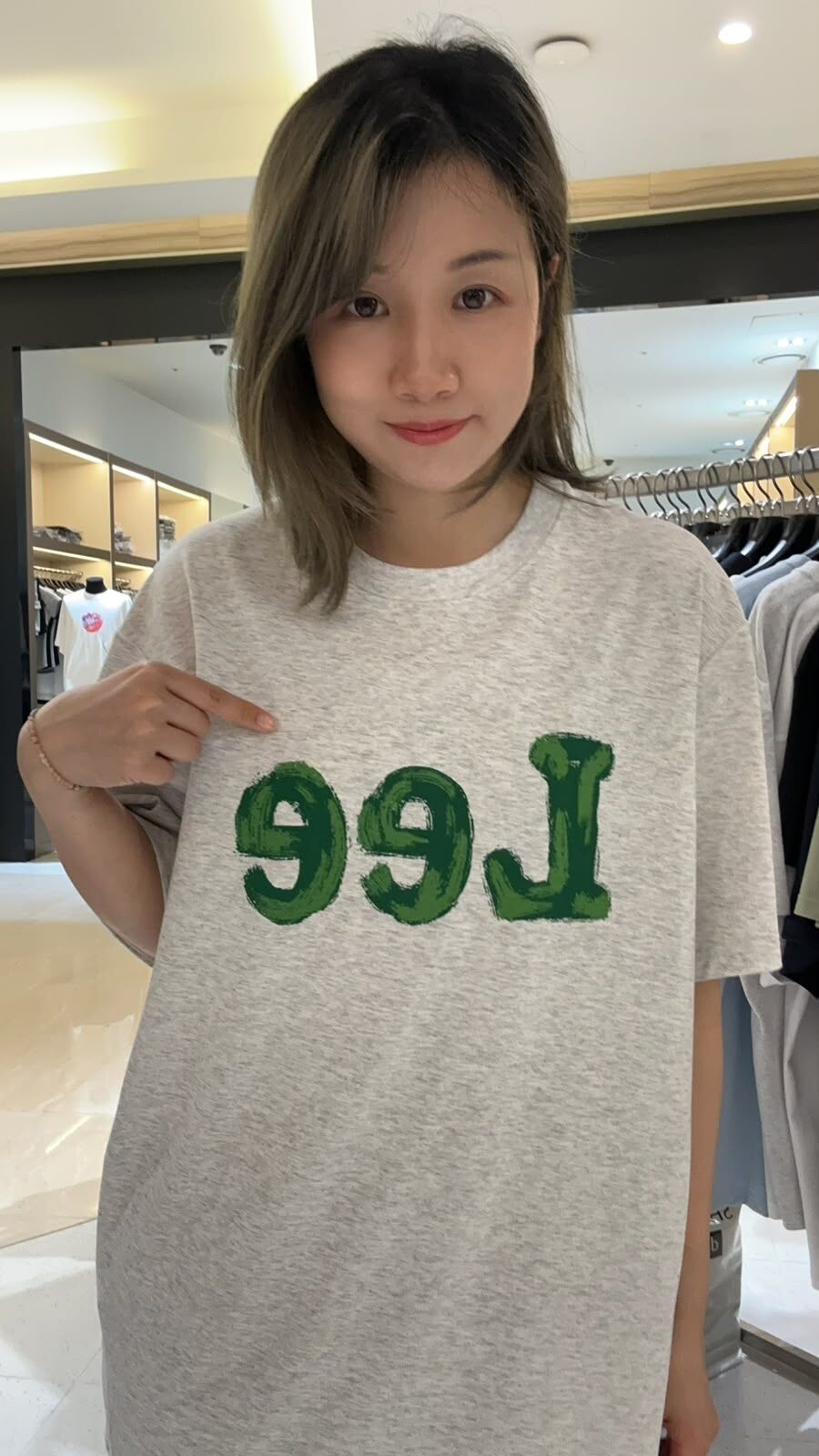 韓國代購 Lee 韓國代購 Lee 男女同款TOP LEE079